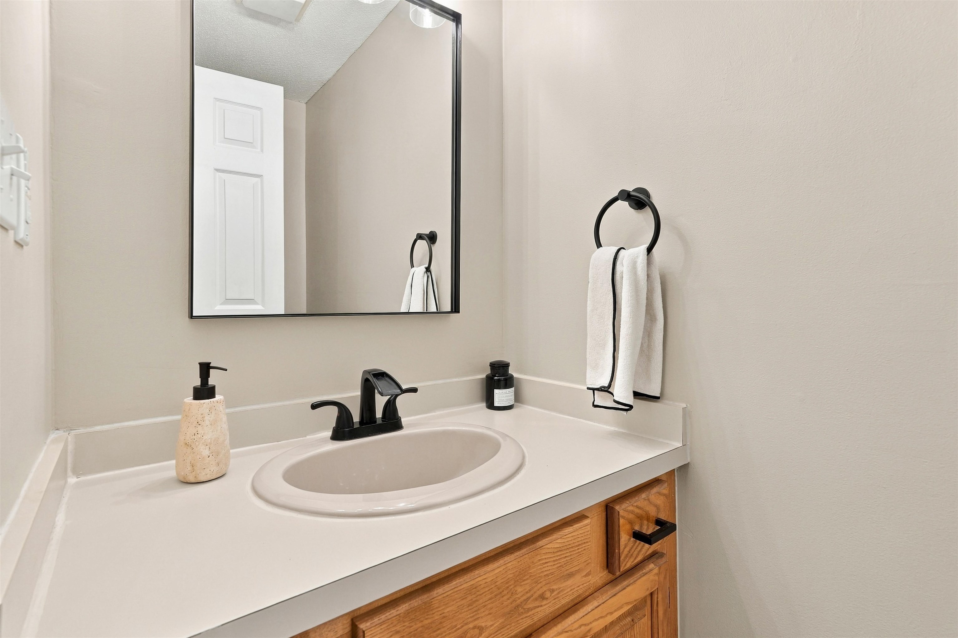 33 Meadowview Circle Property Photo 17