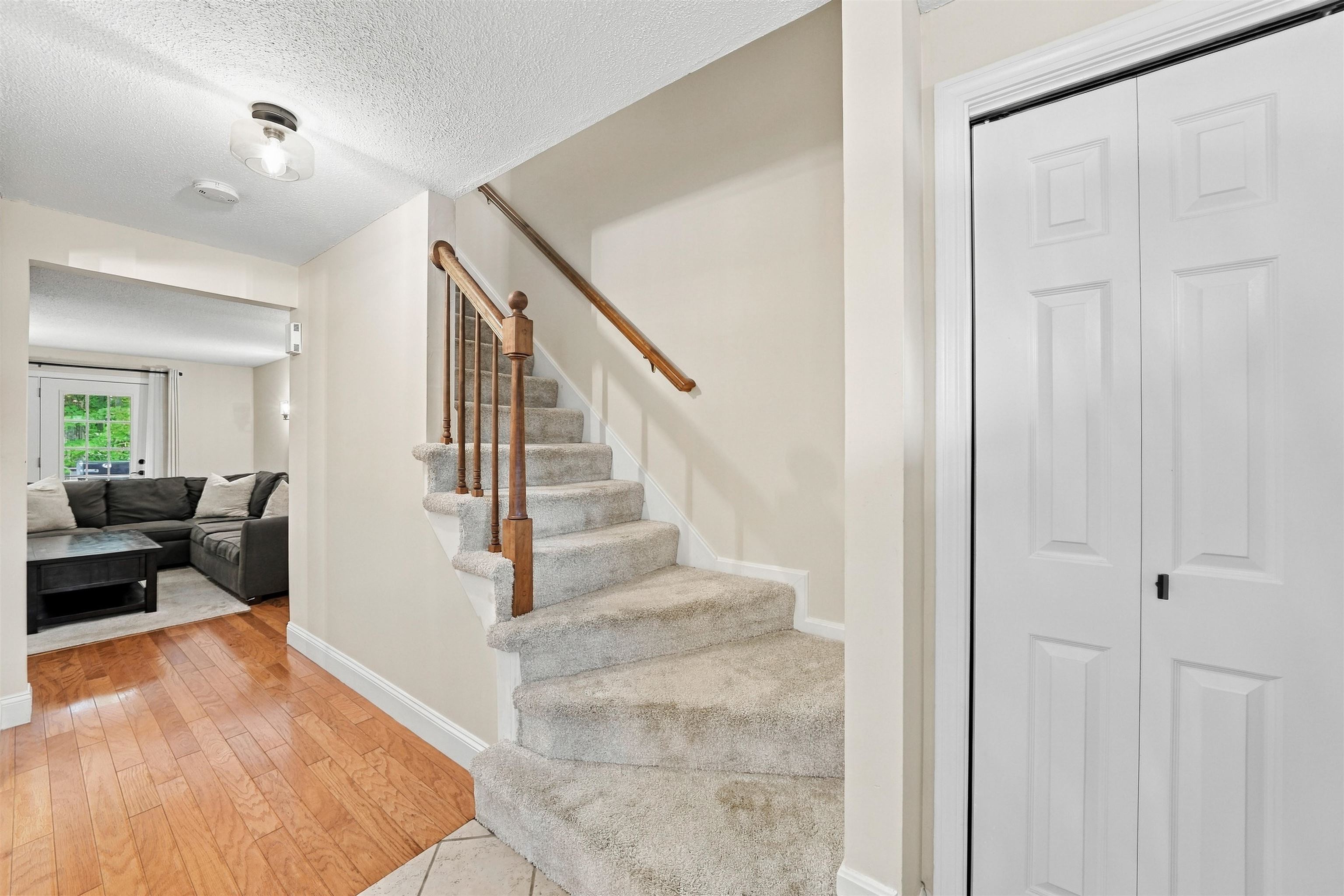 33 Meadowview Circle Property Photo 18