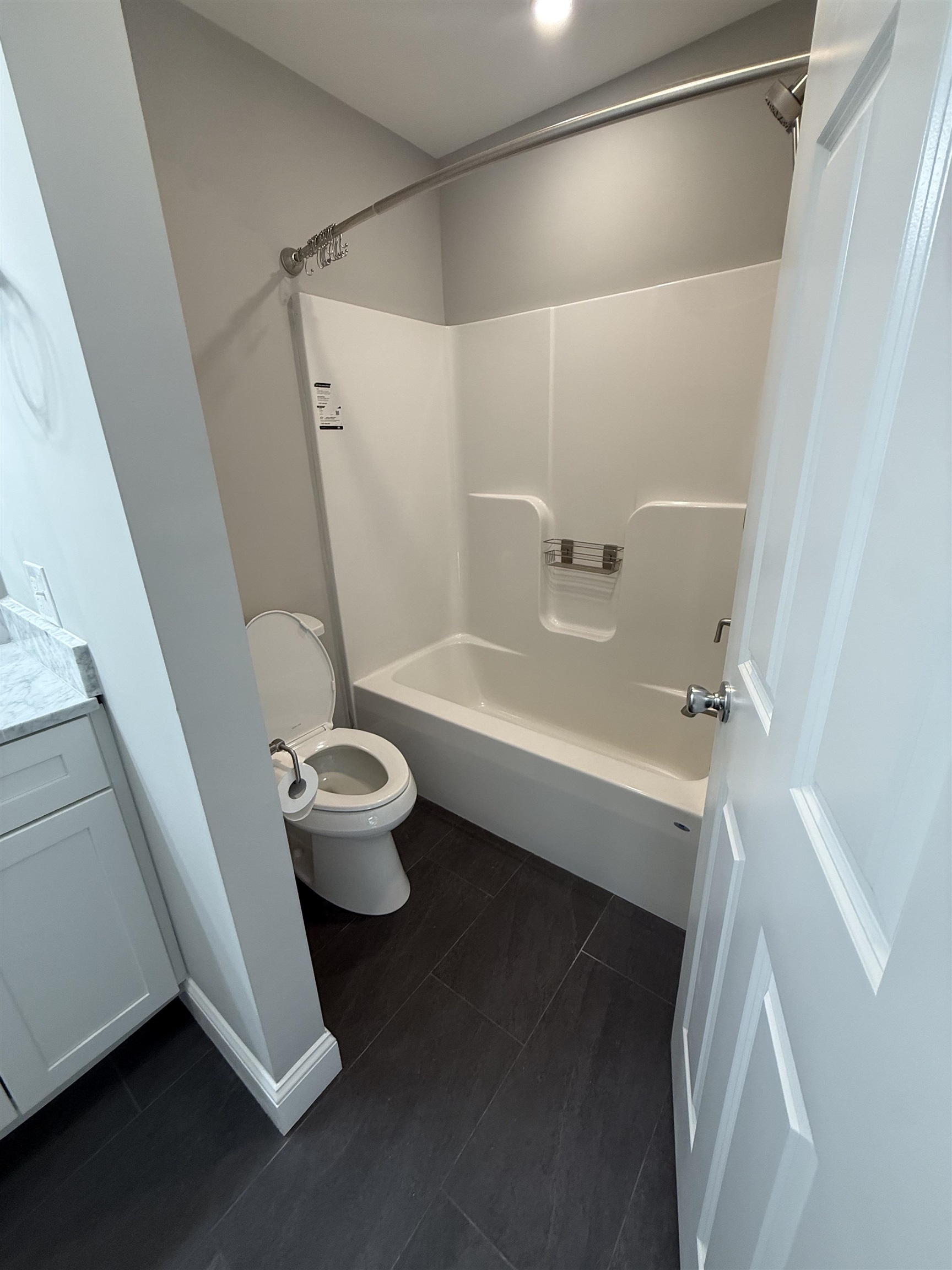 91b Kennard Road Property Photo 9