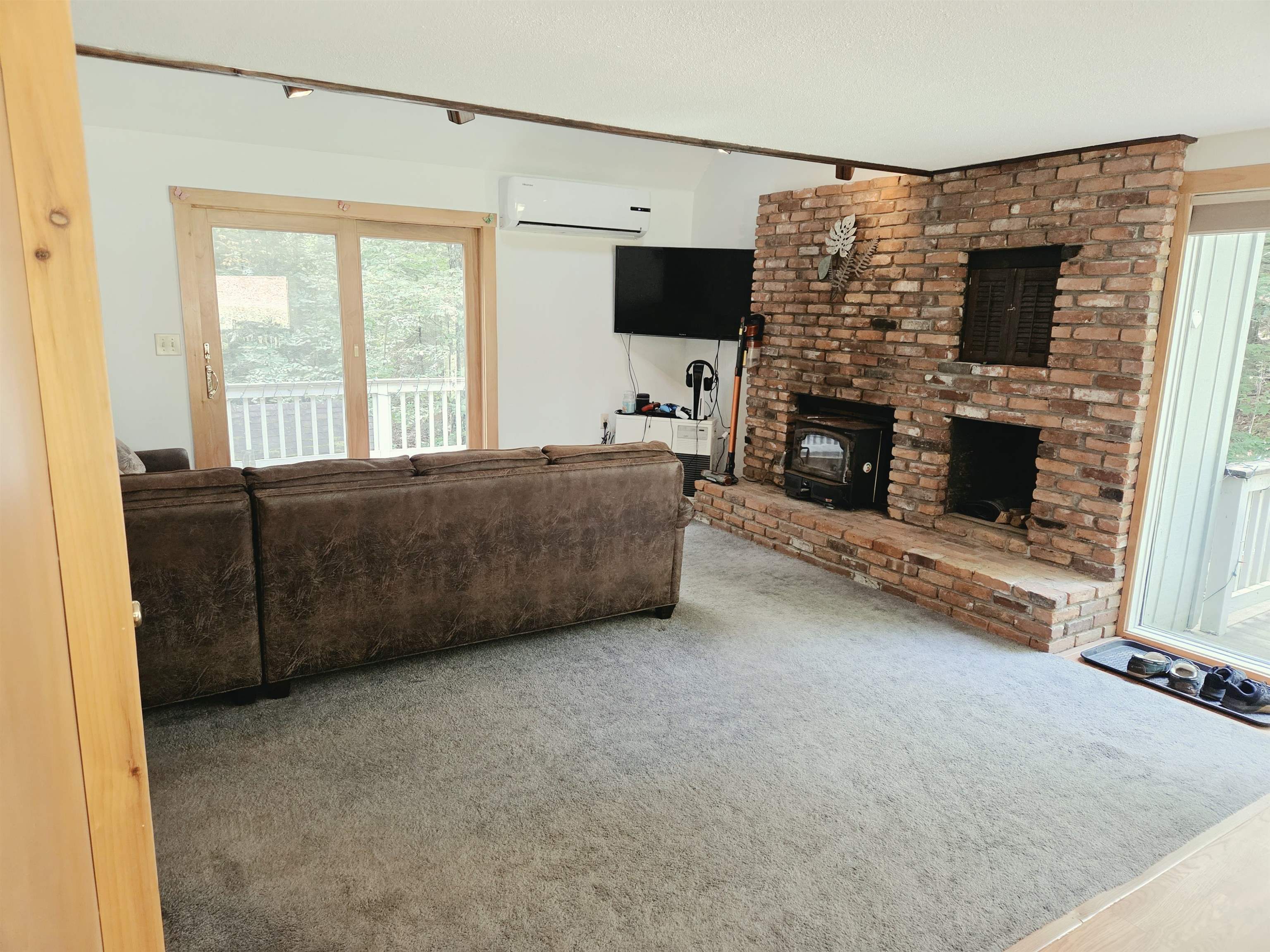 28 Cold Spring Road Property Photo 4