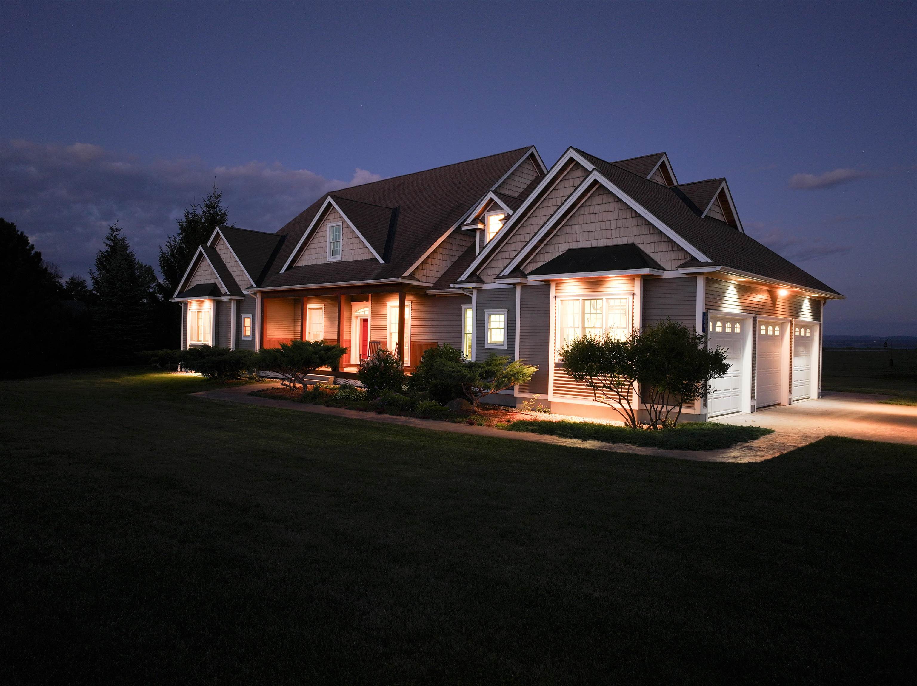 100 Russell Lane Property Photo 7