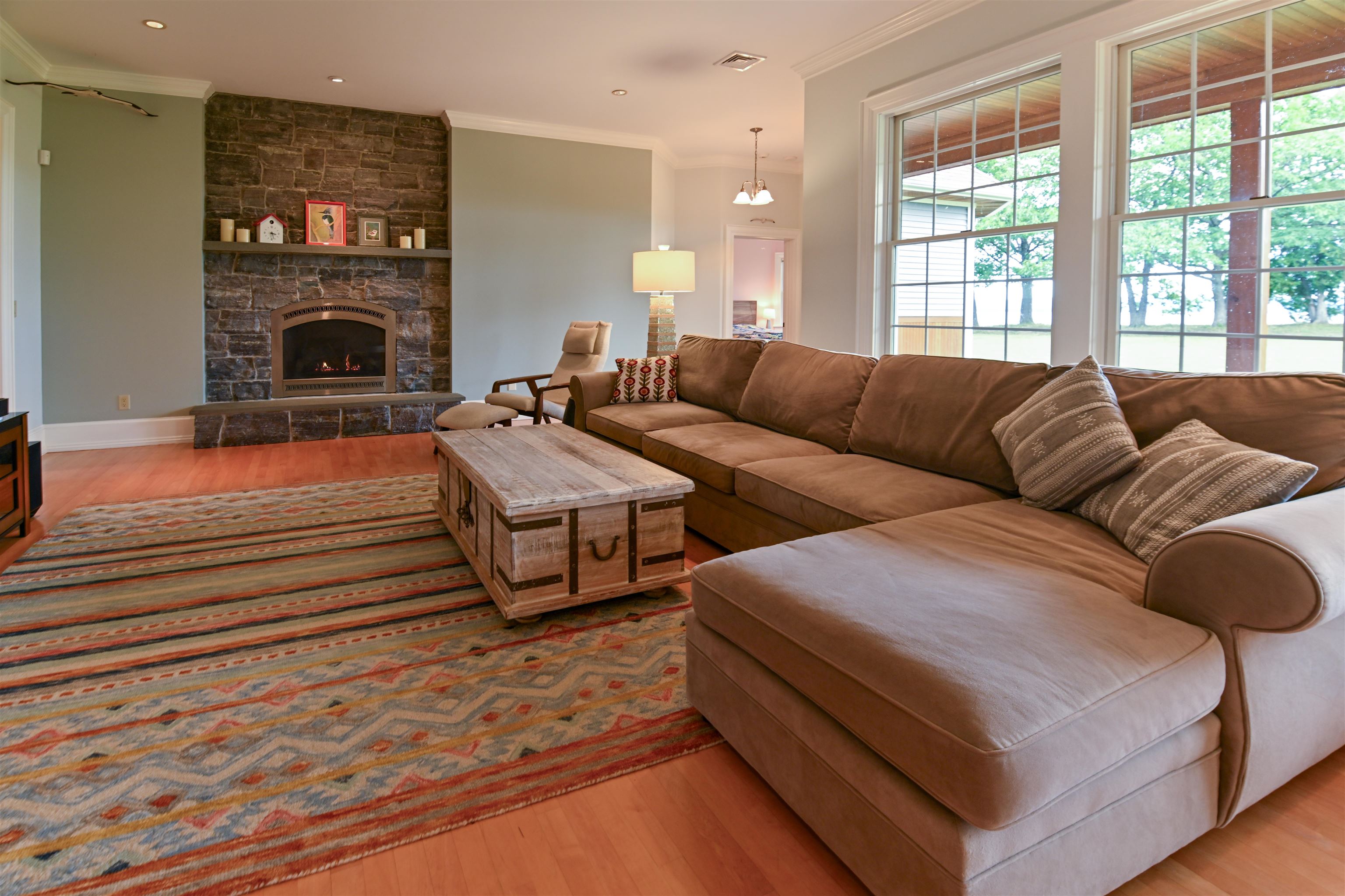 100 Russell Lane Property Photo 11