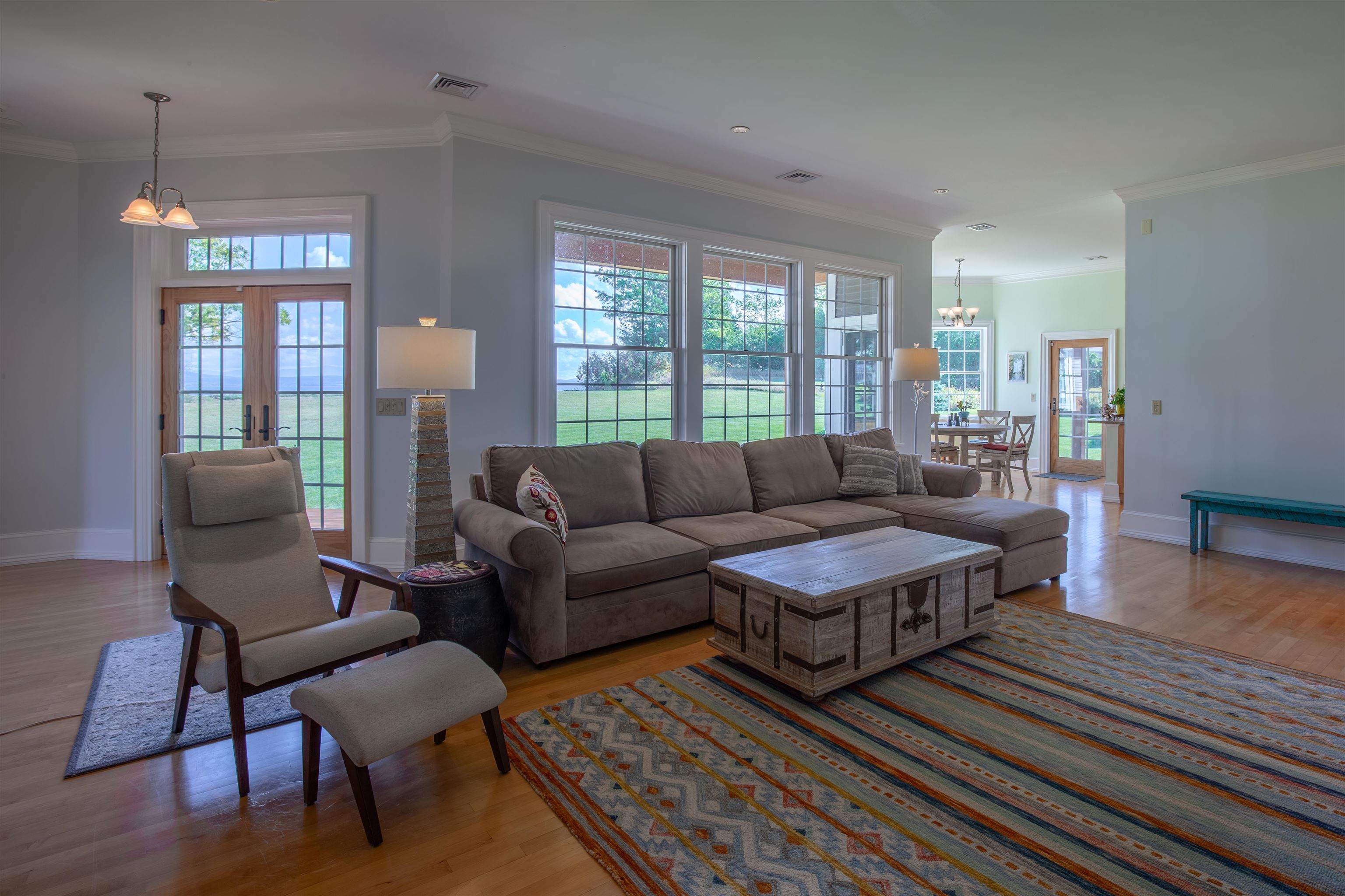 100 Russell Lane Property Photo 14