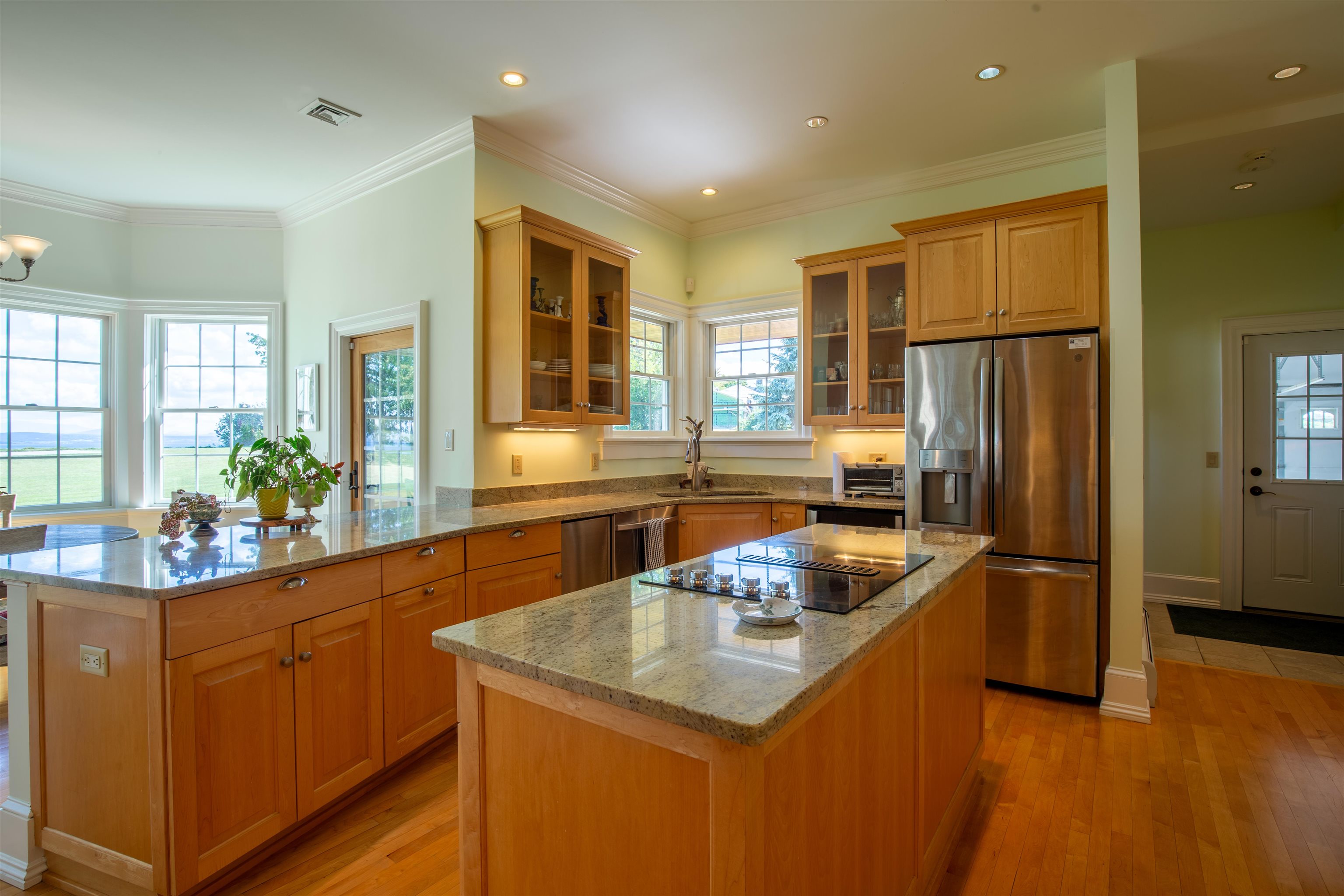 100 Russell Lane Property Photo 18