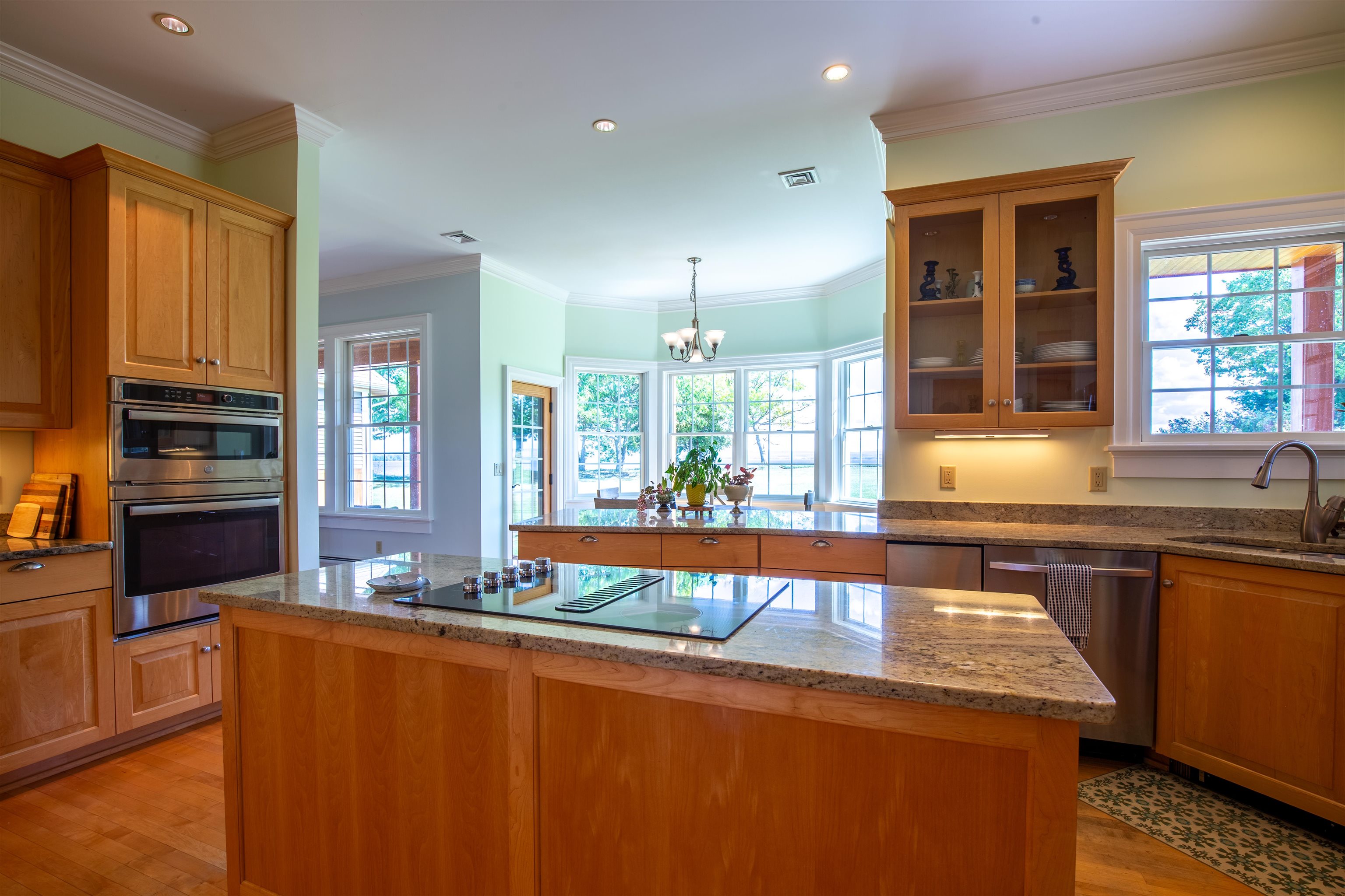 100 Russell Lane Property Photo 20