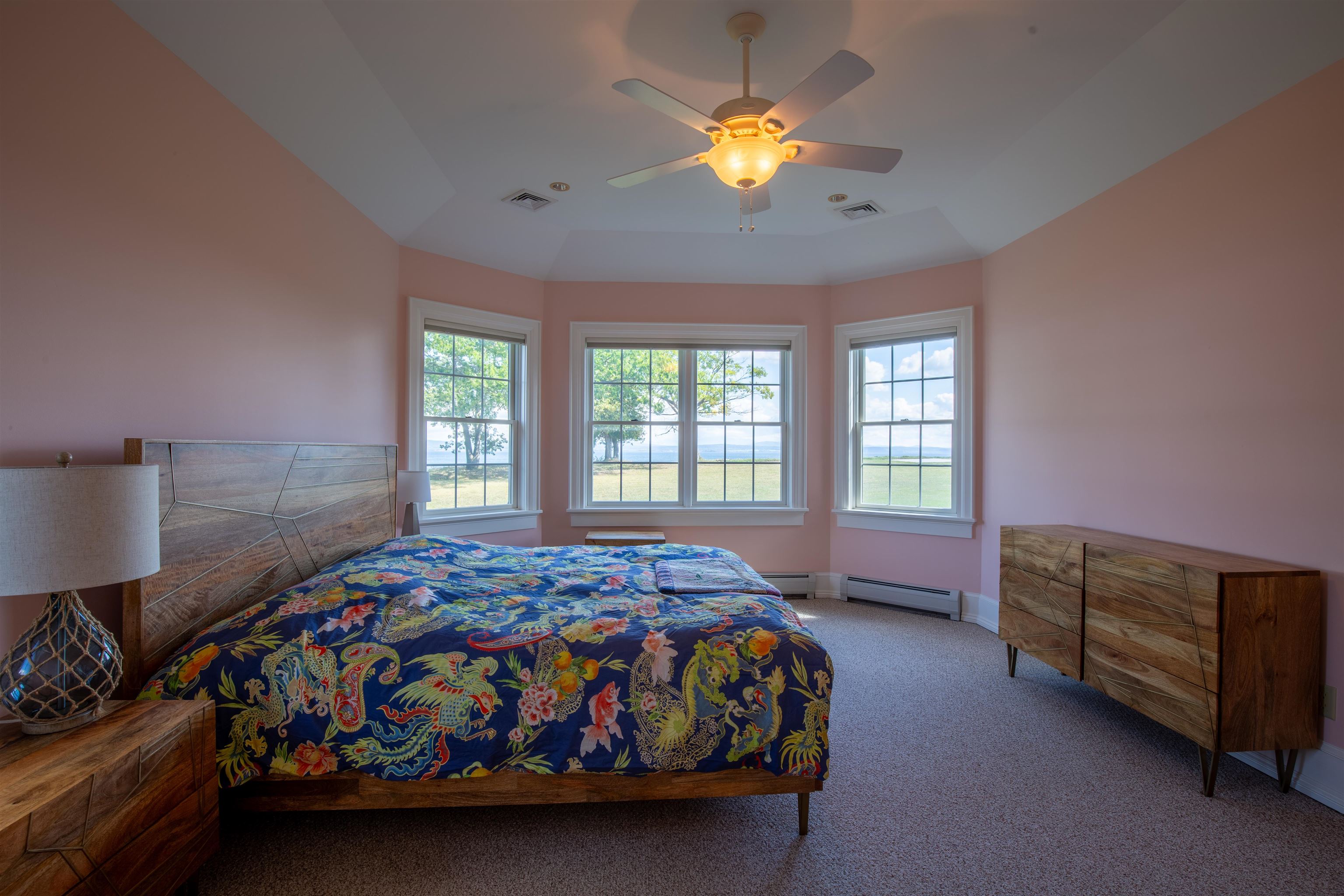 100 Russell Lane Property Photo 23