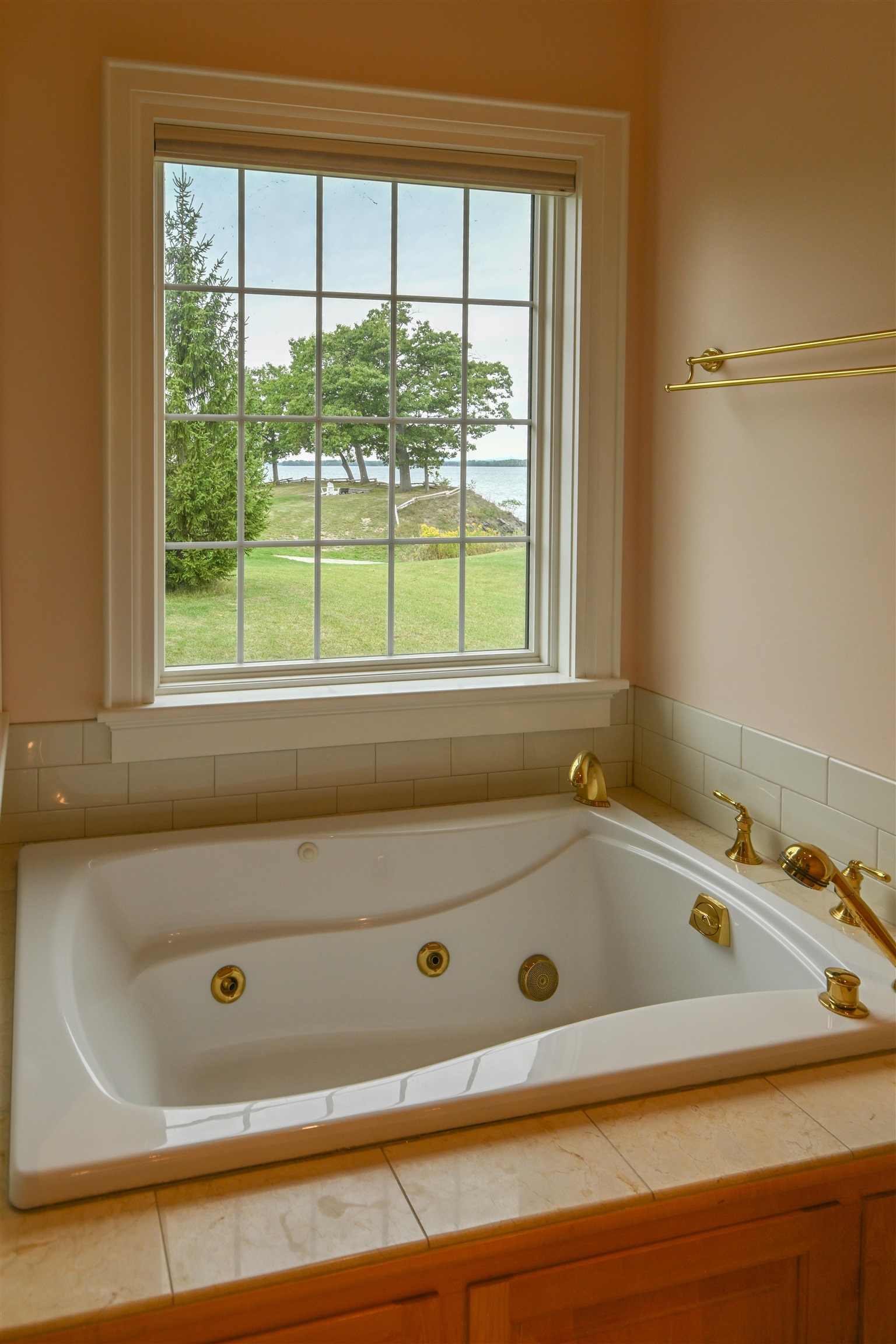 100 Russell Lane Property Photo 25