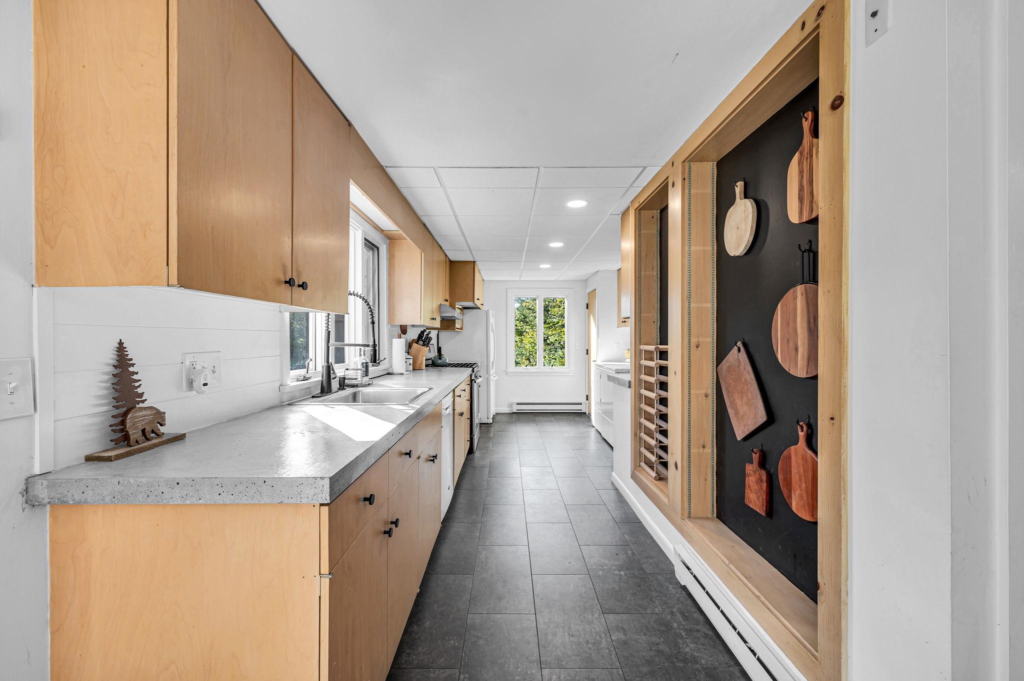 24 Mowrey Road Property Photo 6