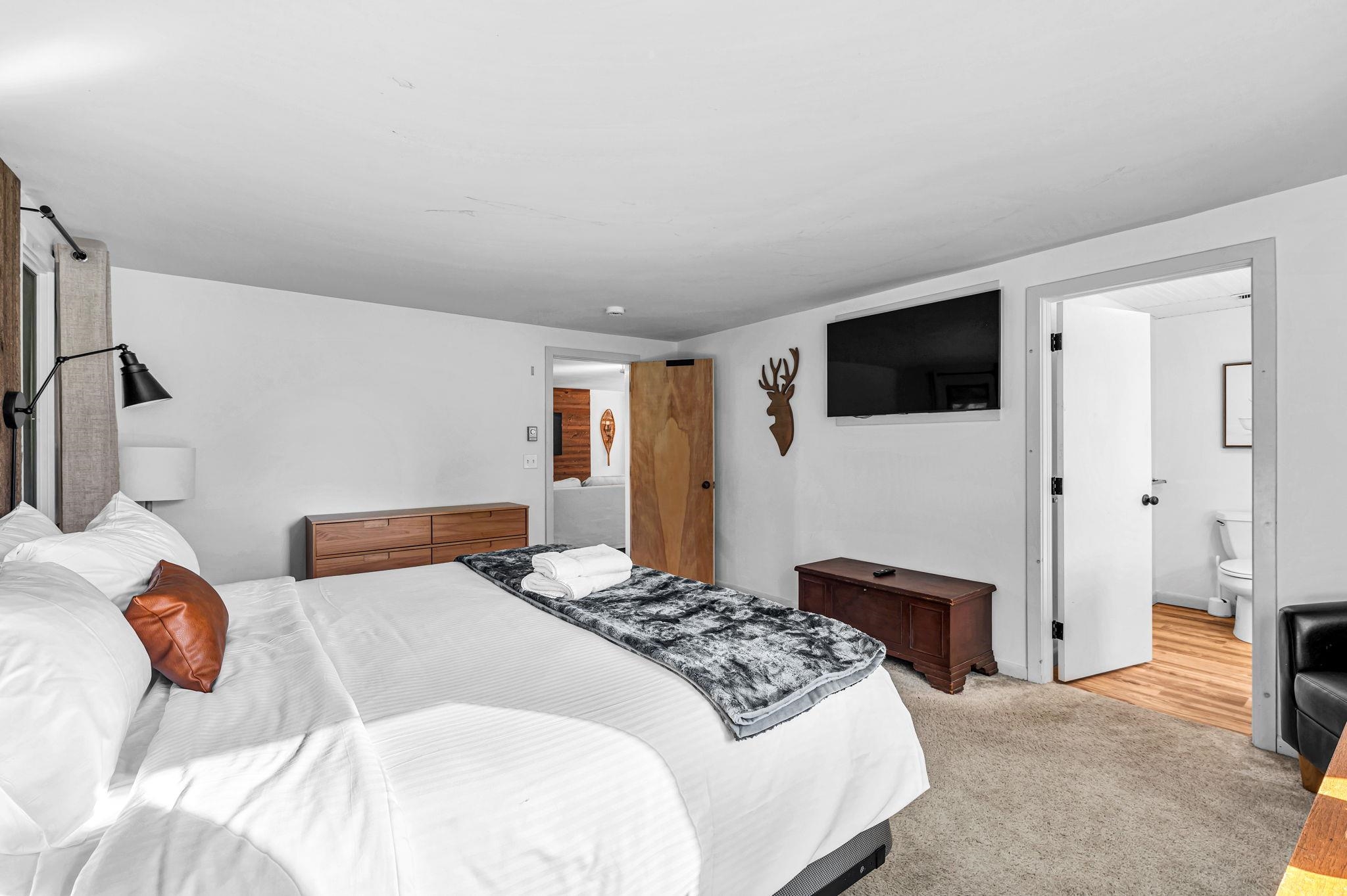 24 Mowrey Road Property Photo 14