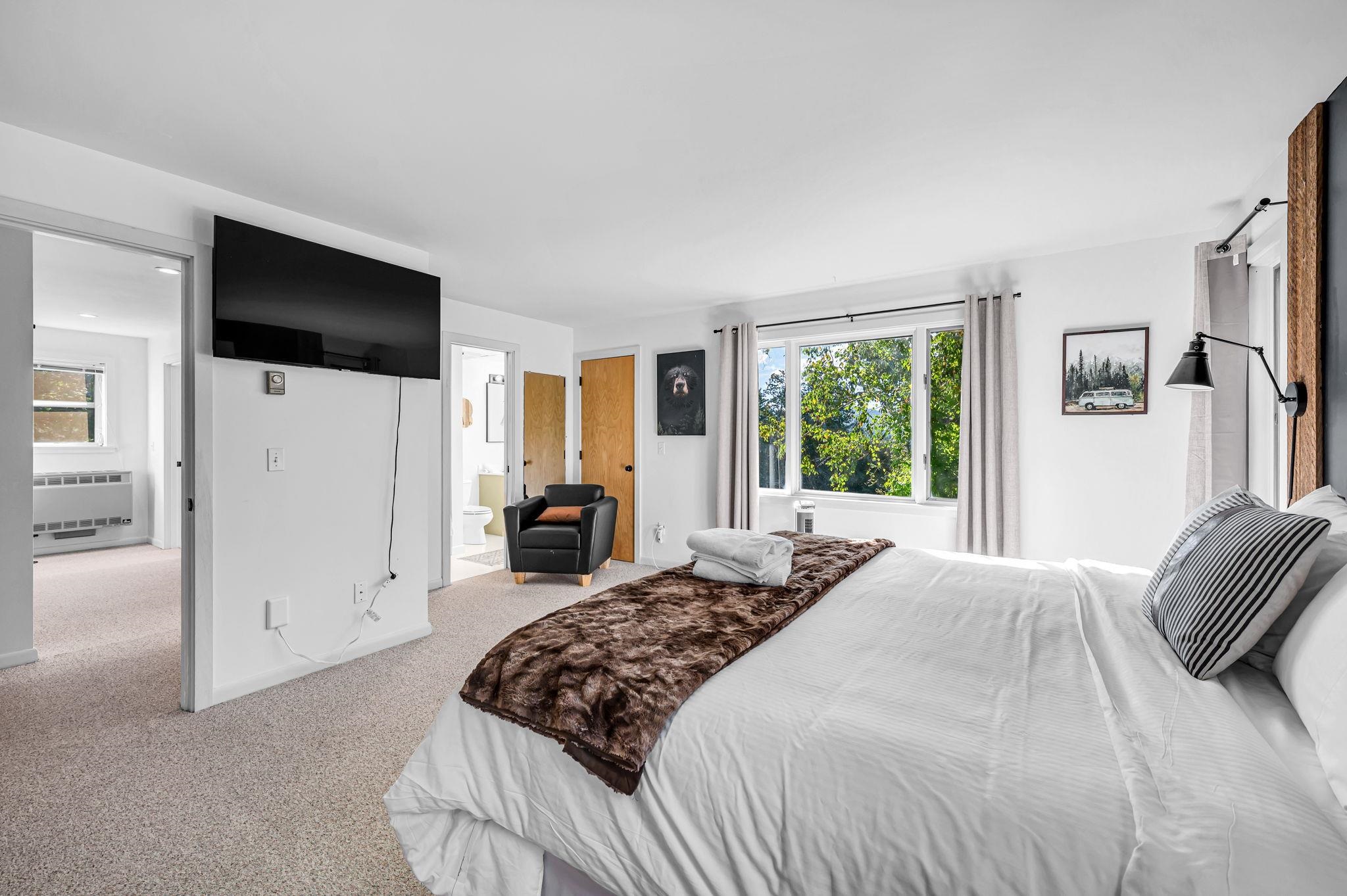 24 Mowrey Road Property Photo 18