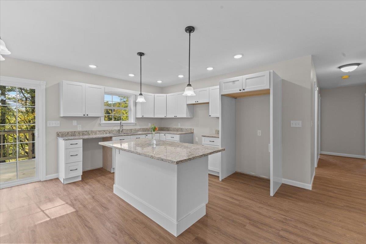 547 Kinsley Road Property Photo 4