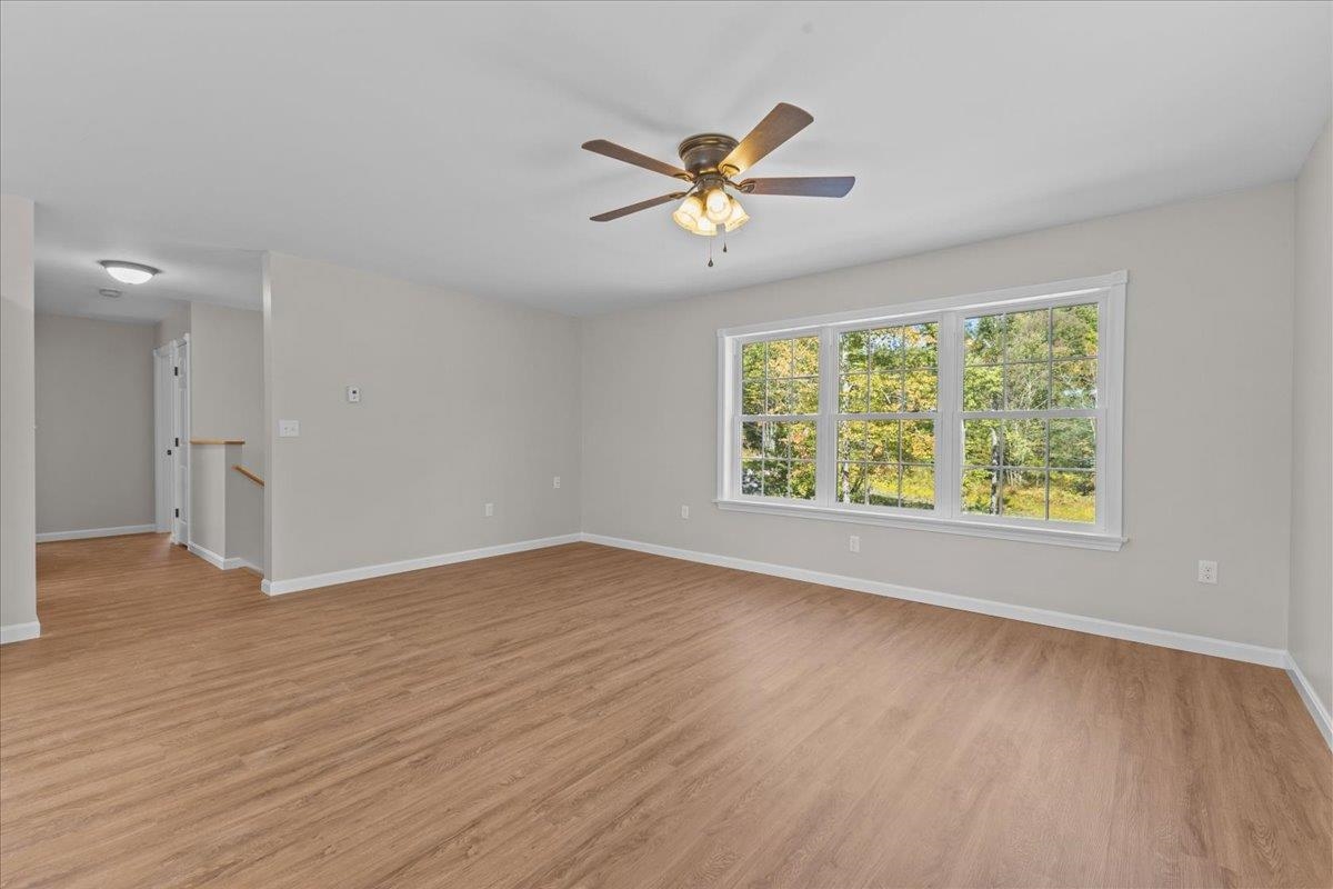 547 Kinsley Road Property Photo 13