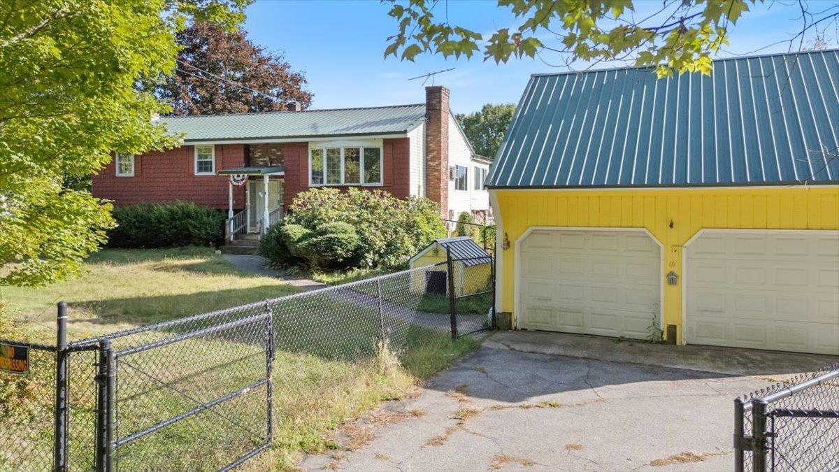 69 Dudley Road Property Photo 3