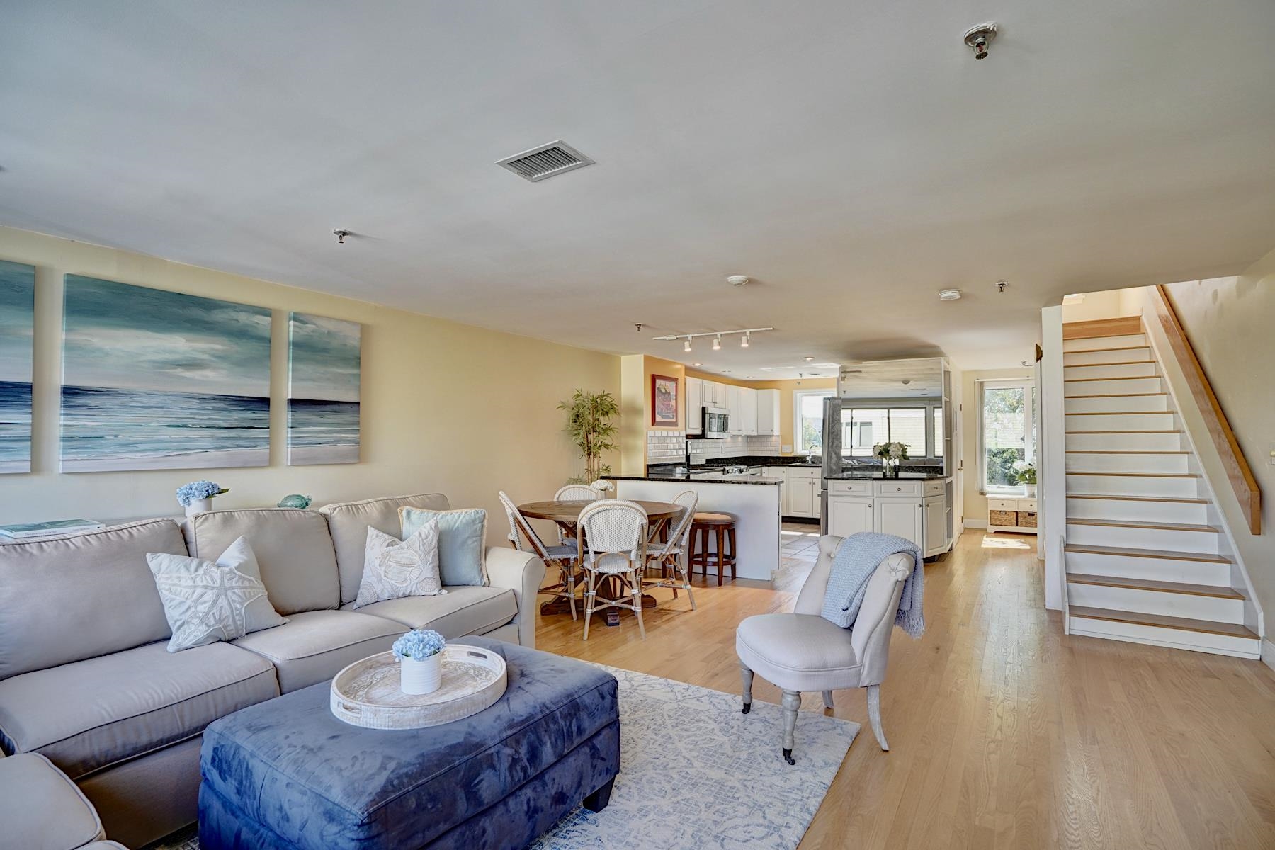 989 Ocean Boulevard Property Photo 15