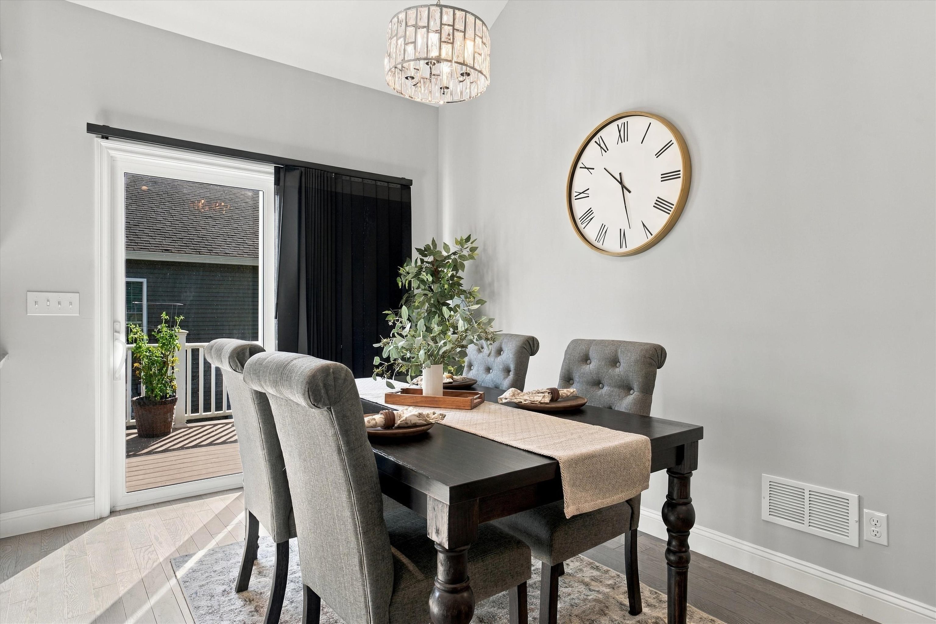 22 Currier Lane Property Photo 10