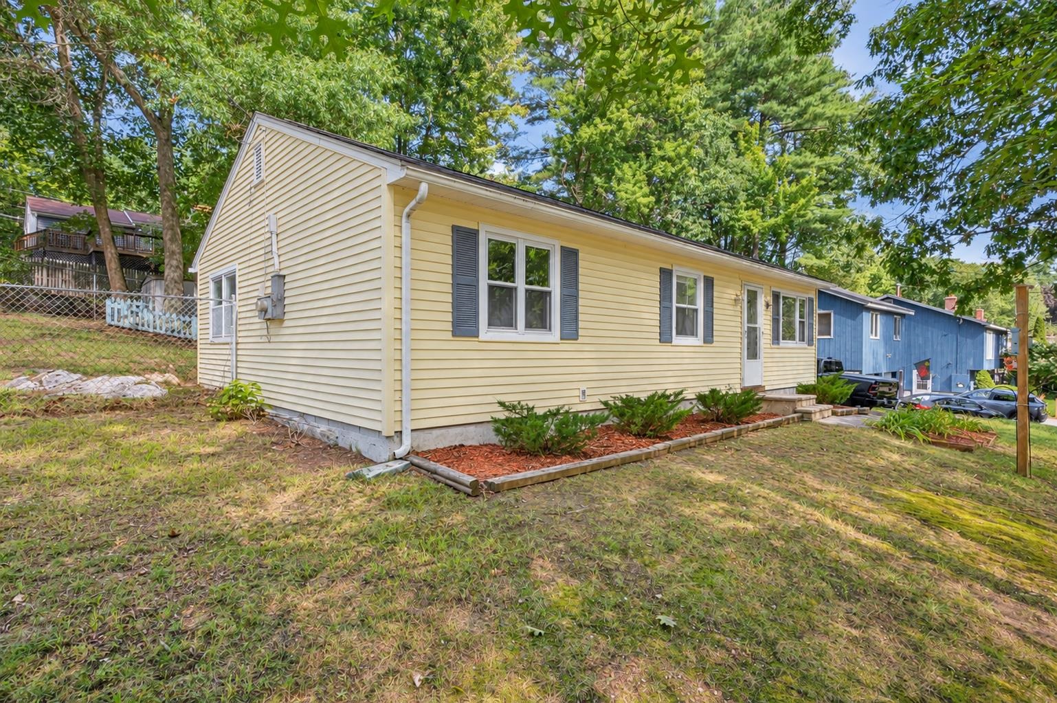 43 New Searles Road Property Photo 2