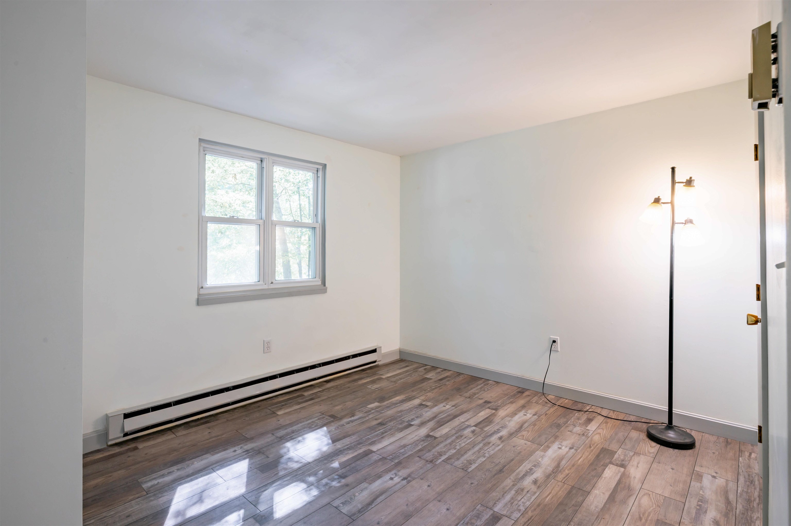 43 New Searles Road Property Photo 23