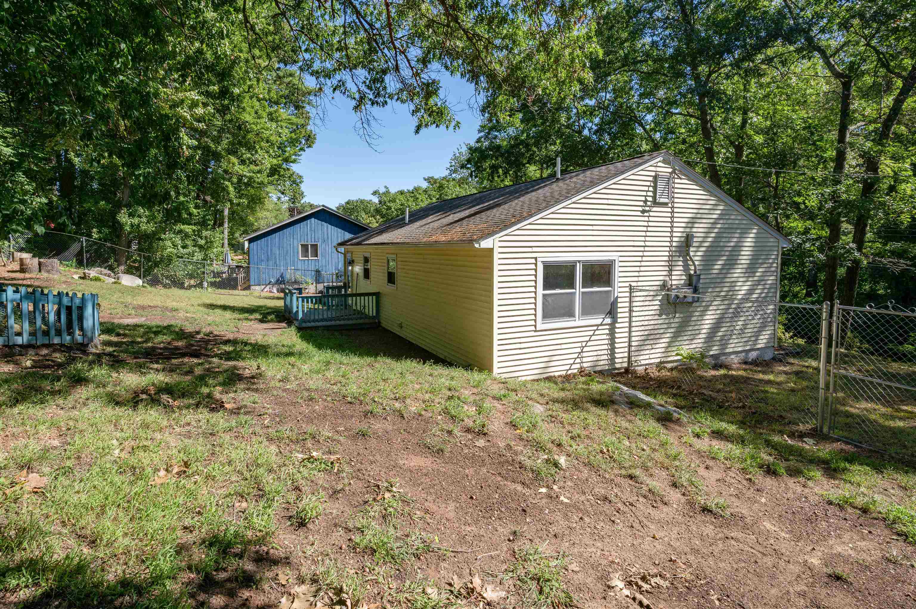 43 New Searles Road Property Photo 33