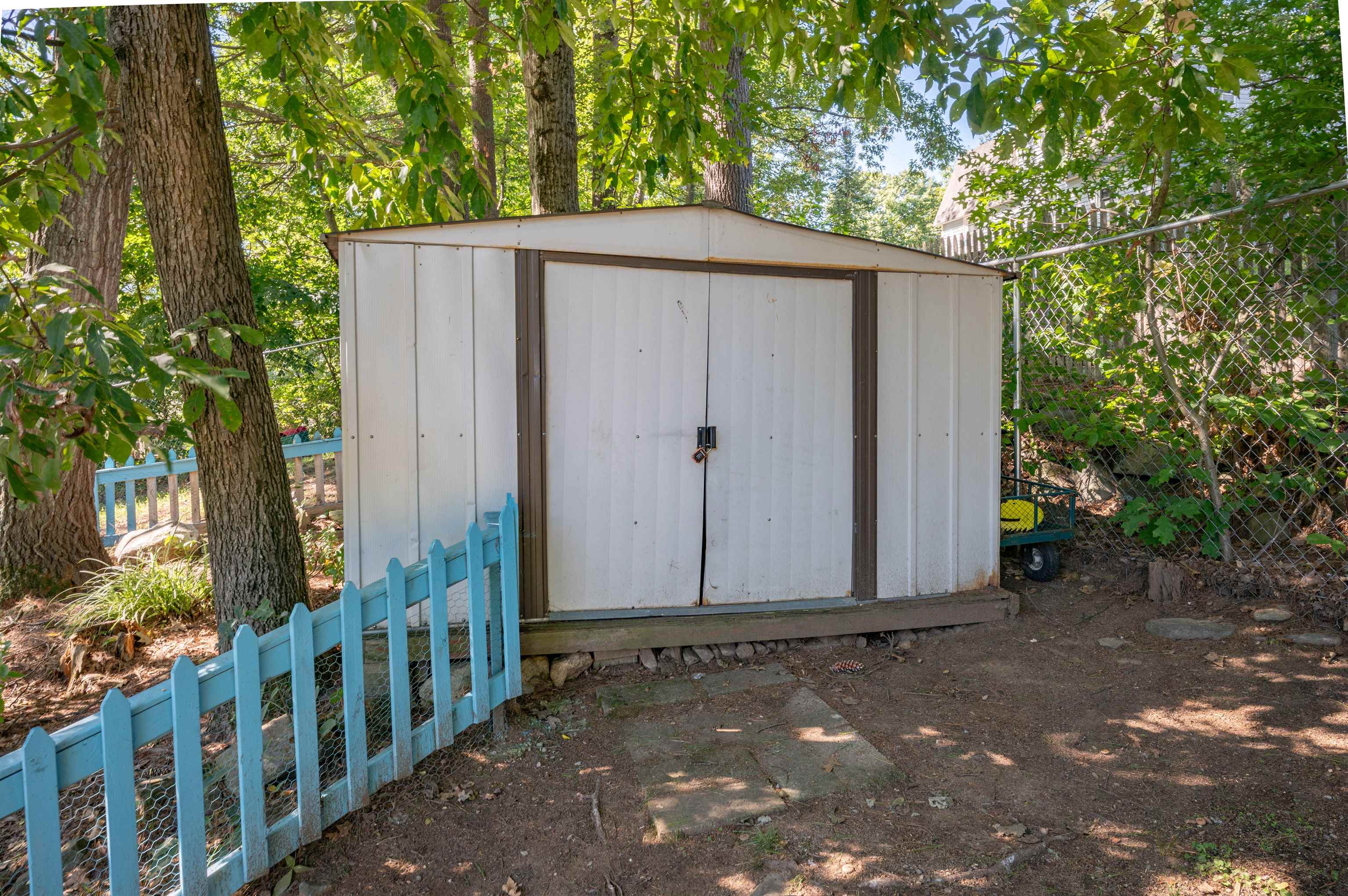 43 New Searles Road Property Photo 38