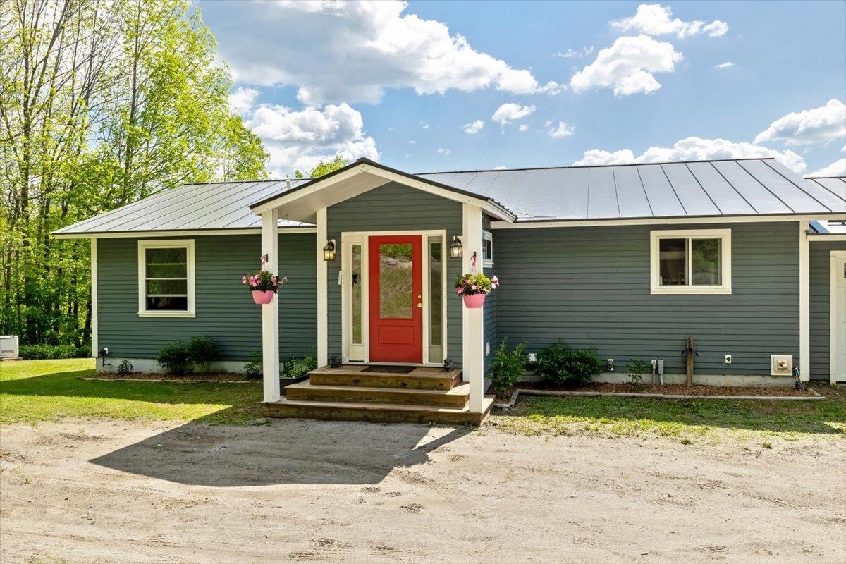 35 Power Plant Road Property Photo 2