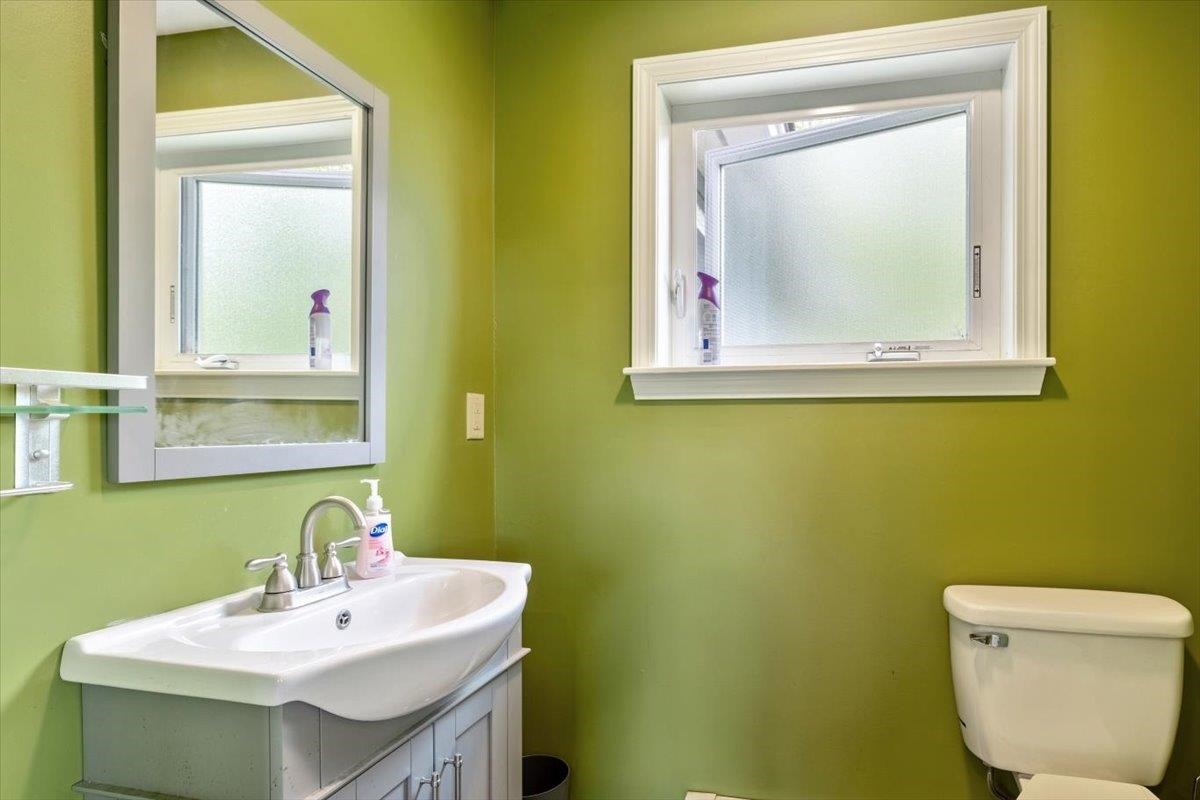 35 Power Plant Road Property Photo 20