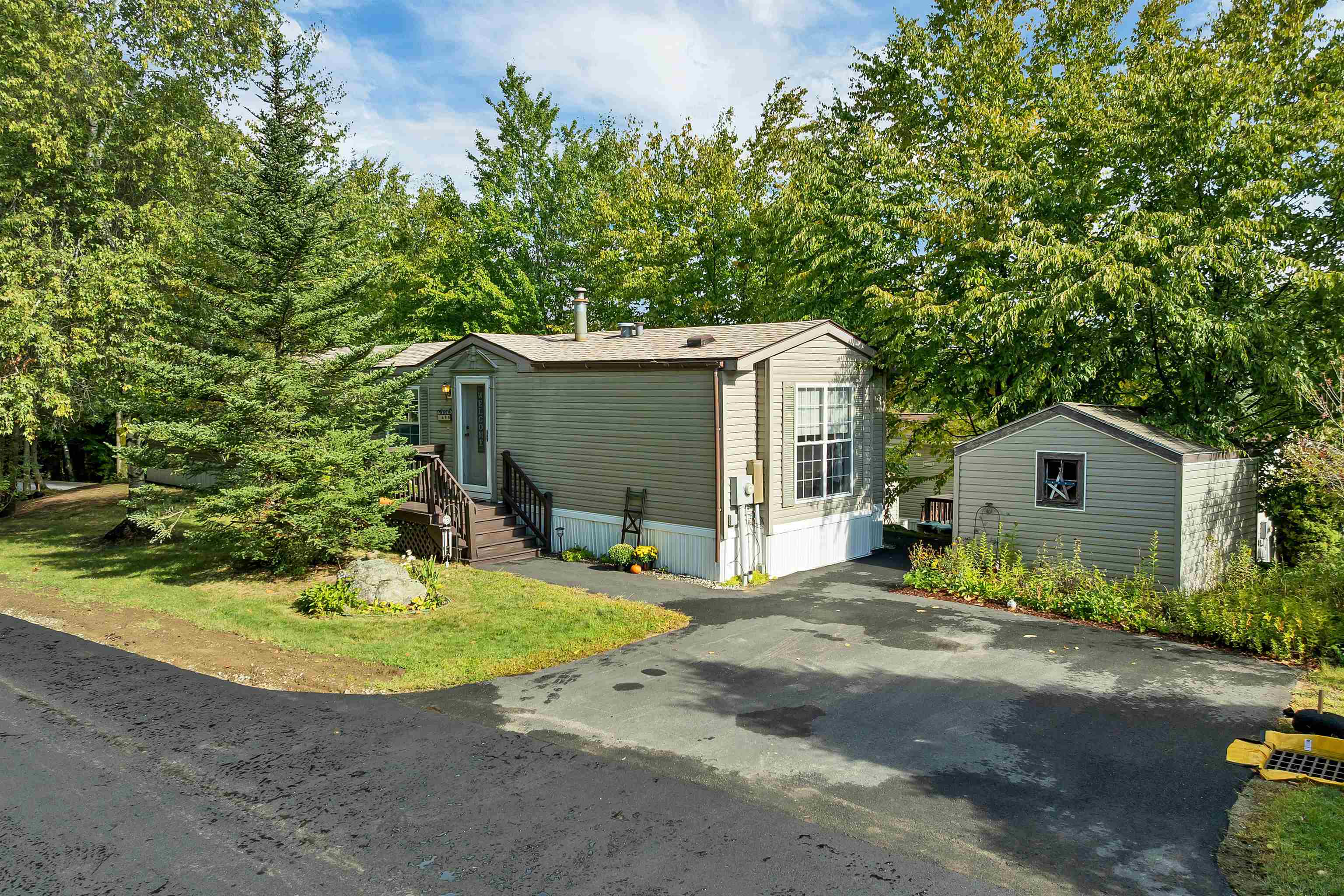 600 Benton Drive Property Photo 2