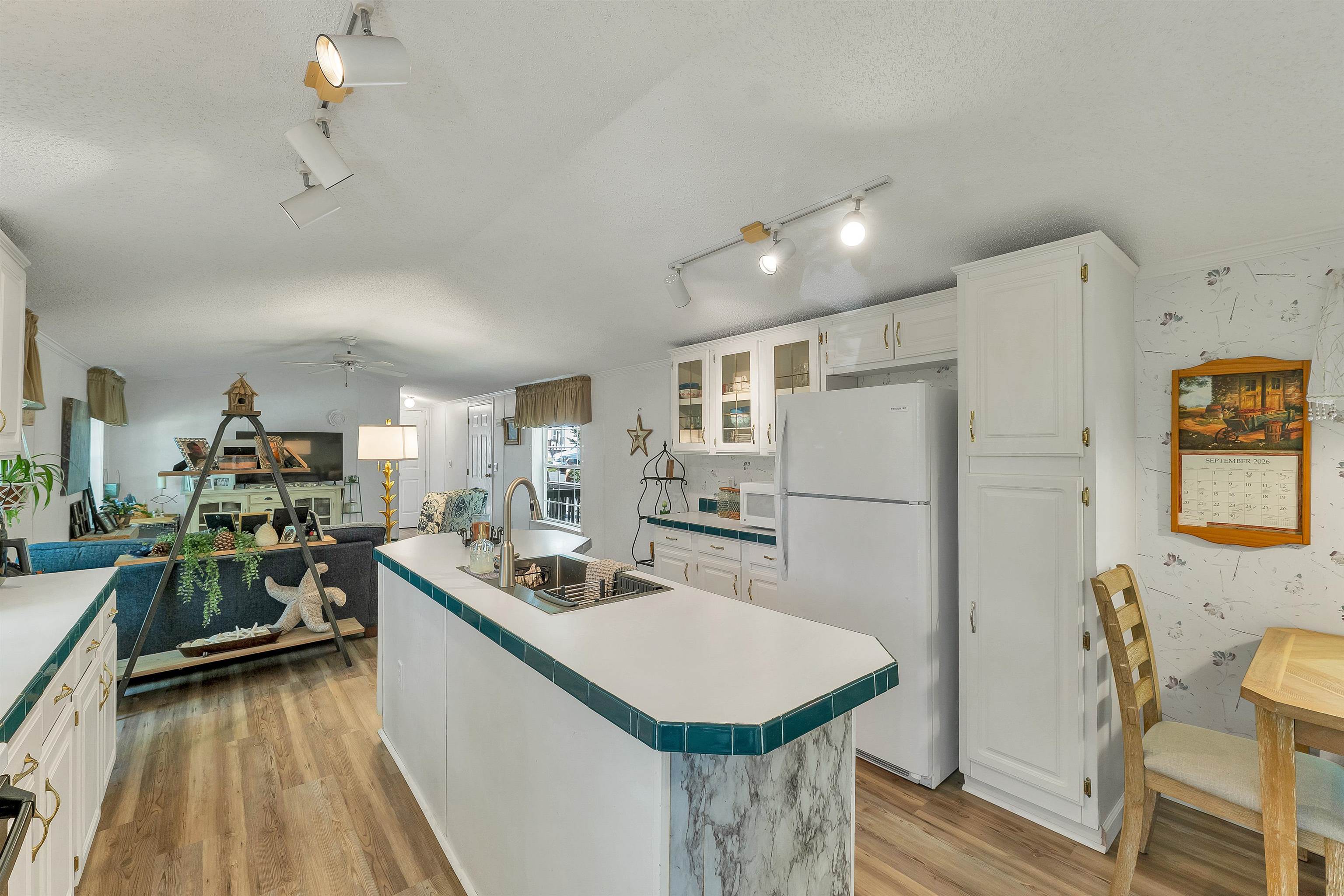600 Benton Drive Property Photo 11