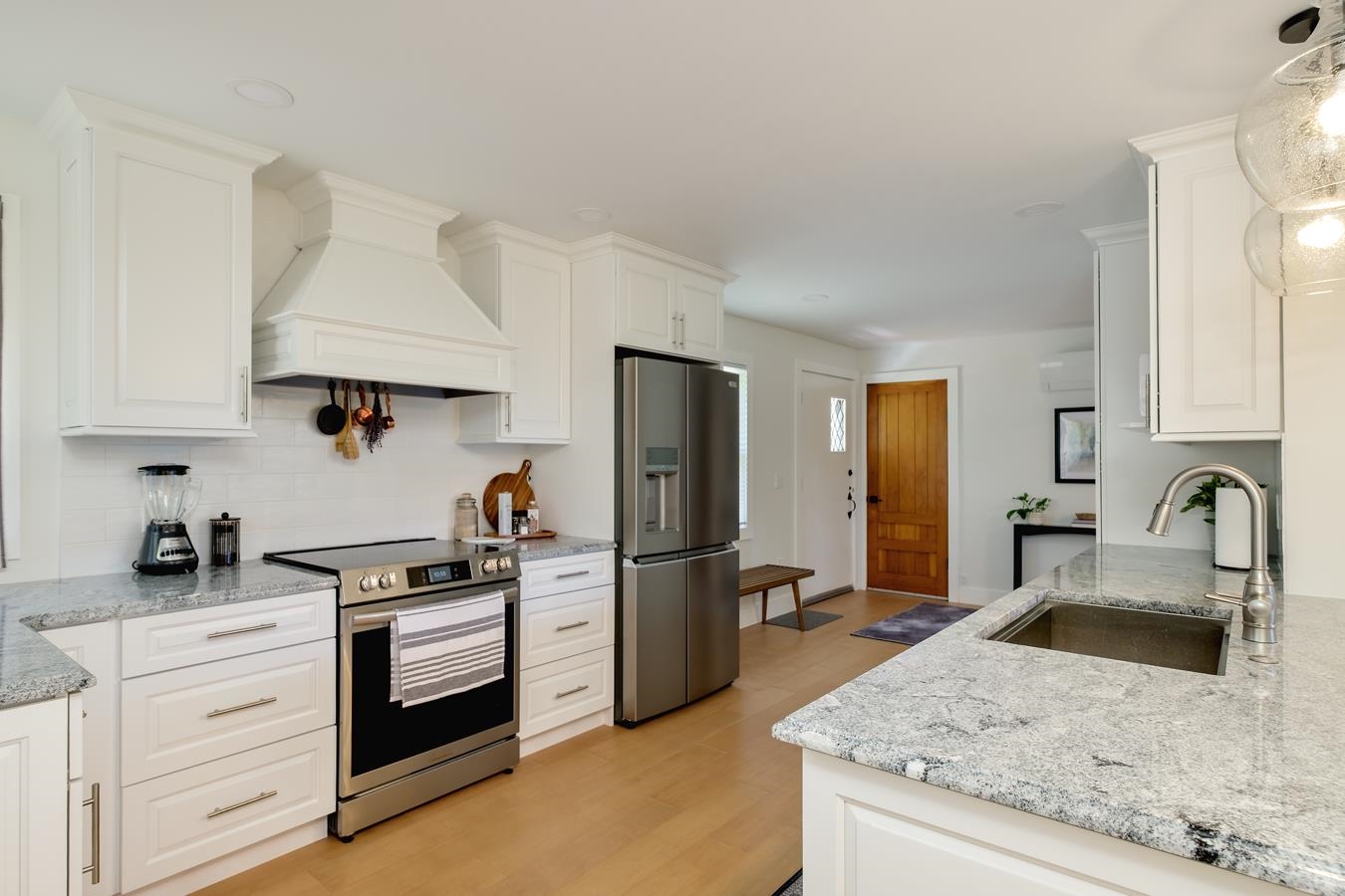 375 Island Pond Road Property Photo 6