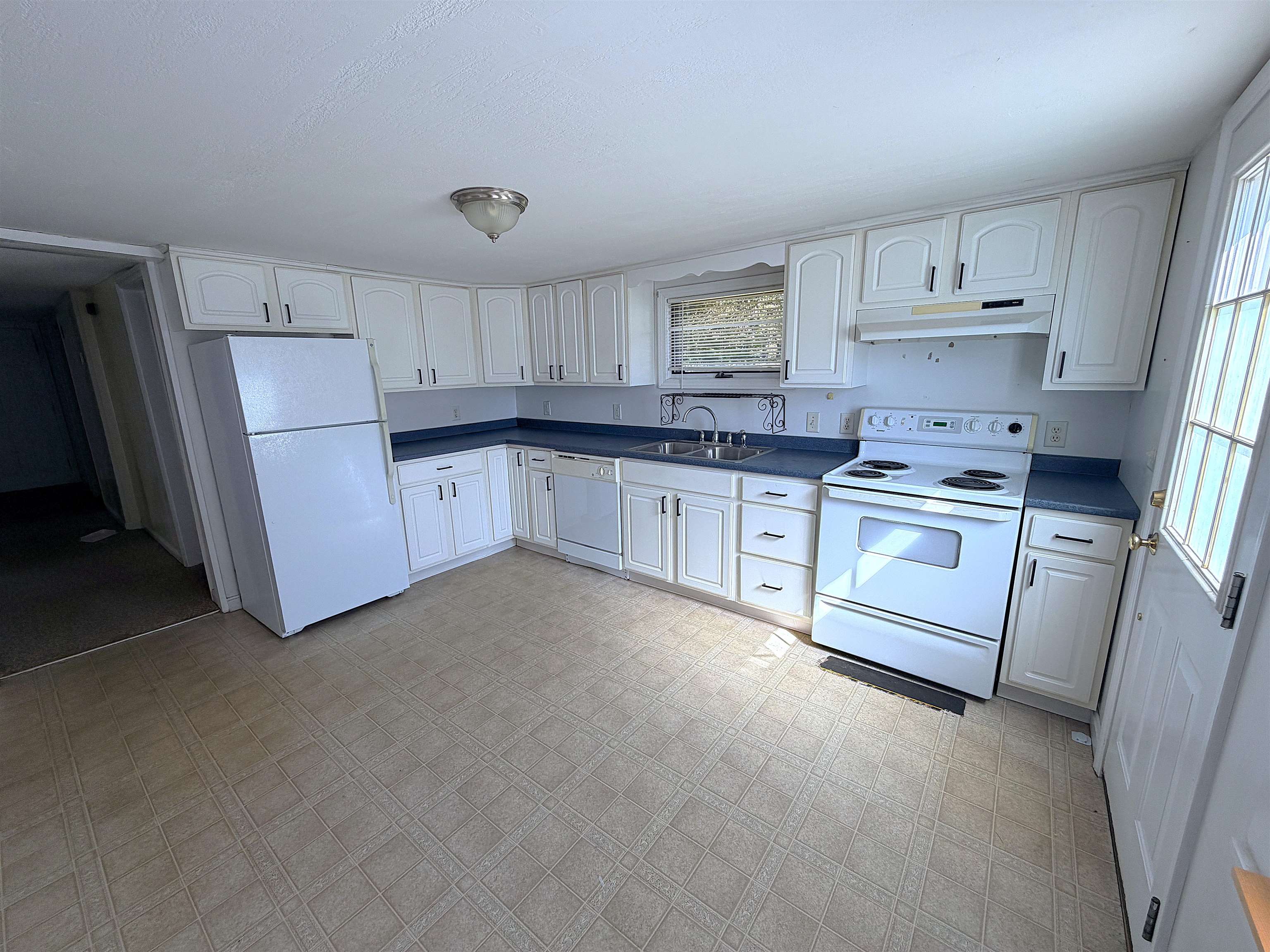 6 Ellswick Street Property Photo 7