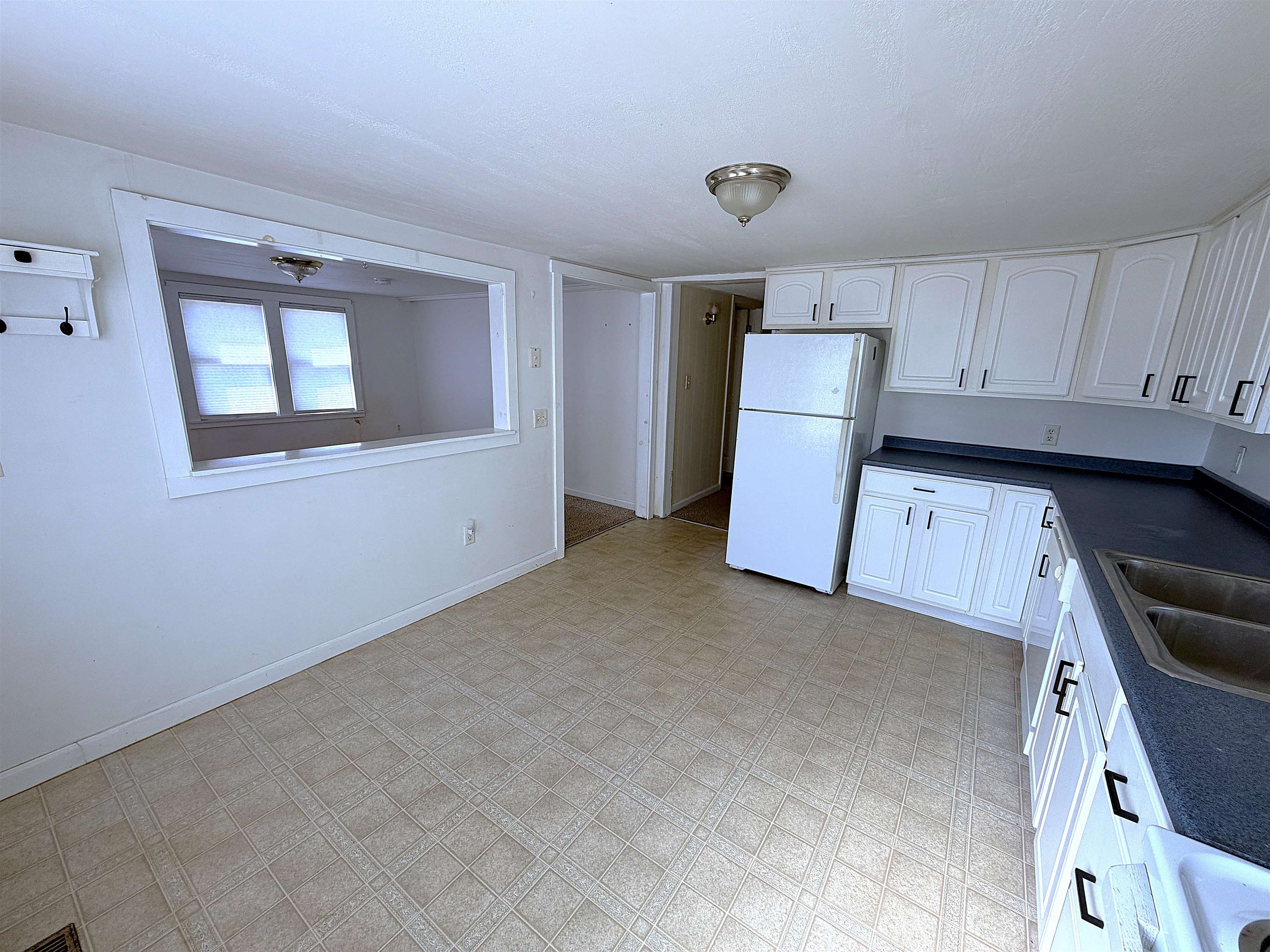 6 Ellswick Street Property Photo 9