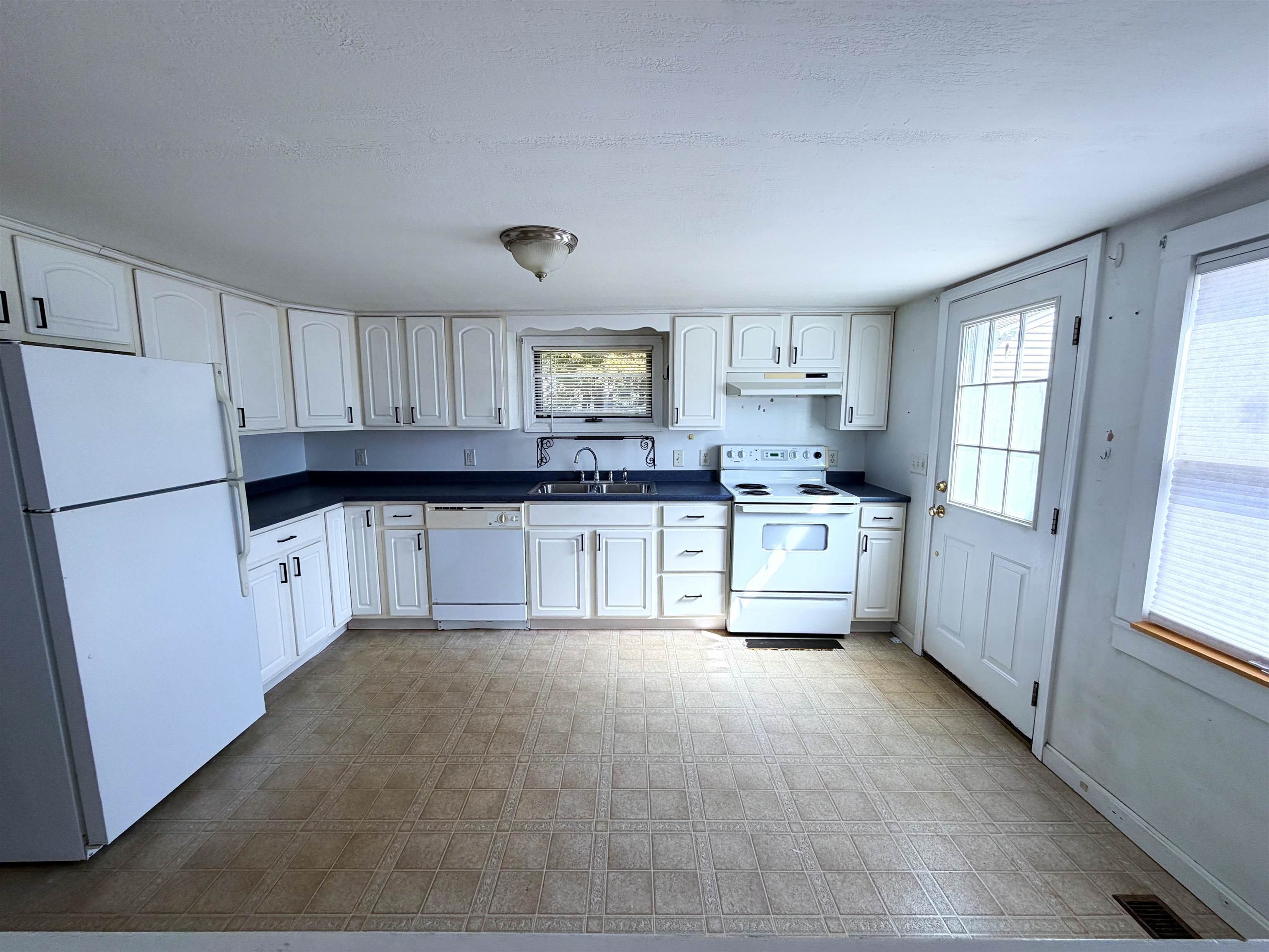 6 Ellswick Street Property Photo 14