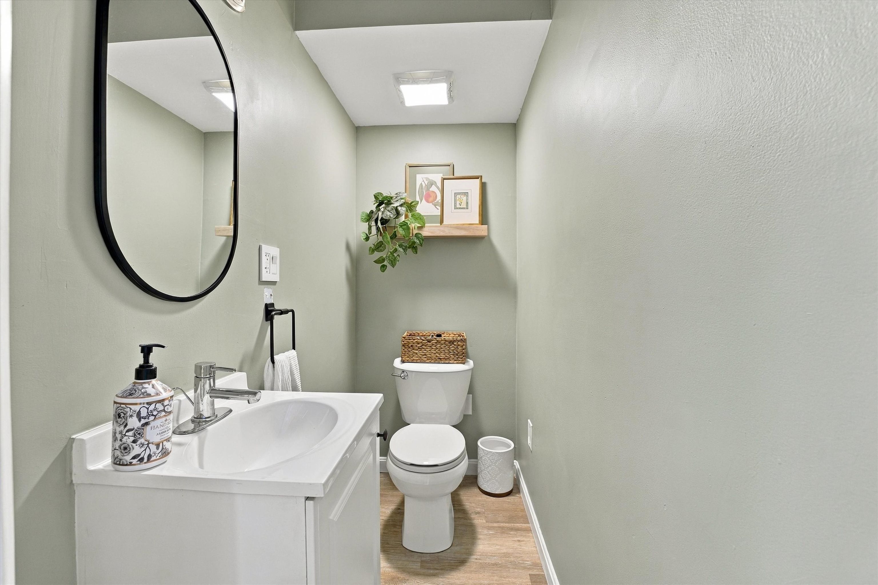 107 Franklin Street Extension Property Photo 26