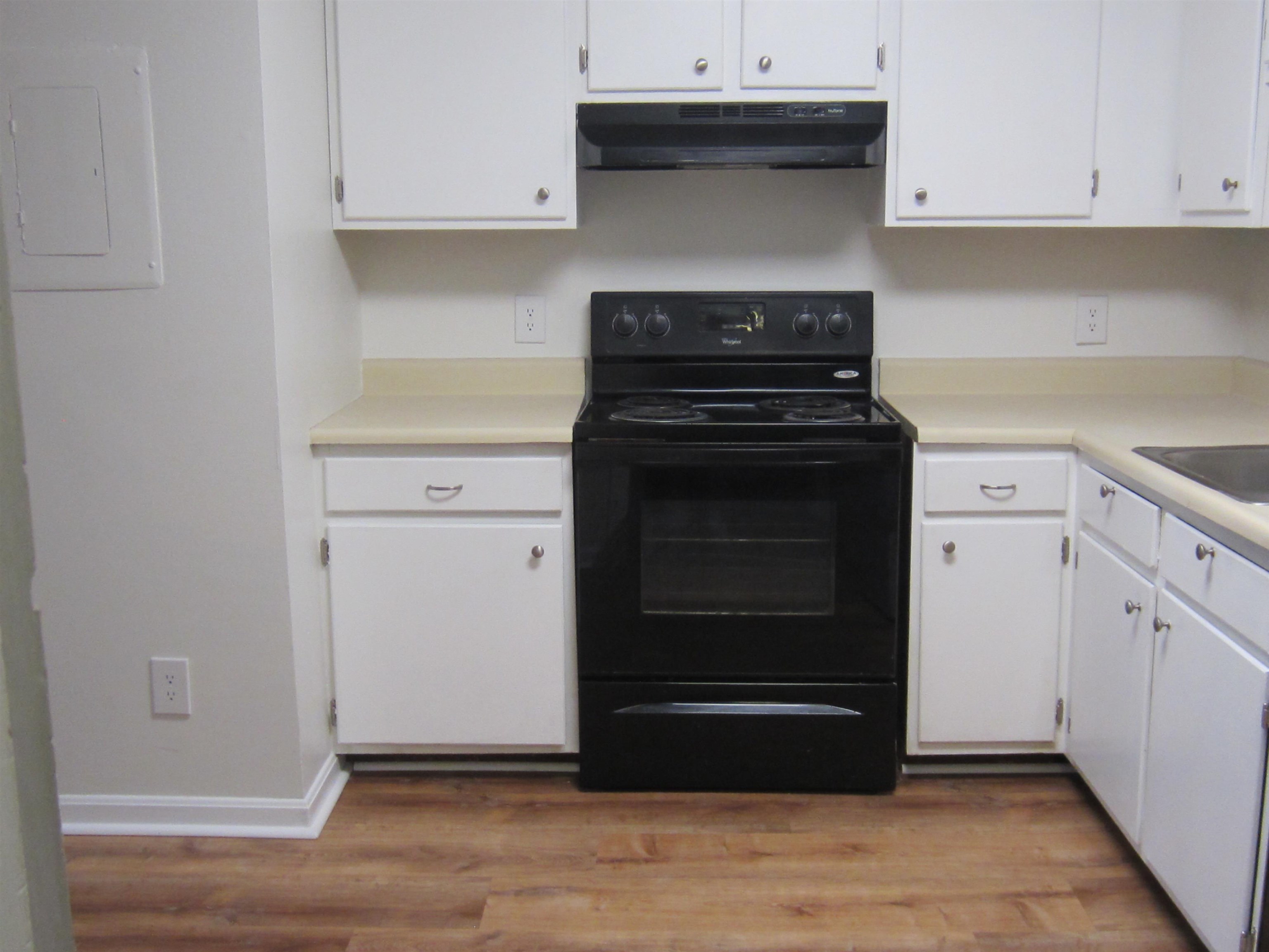 75 Log Street Property Photo 8