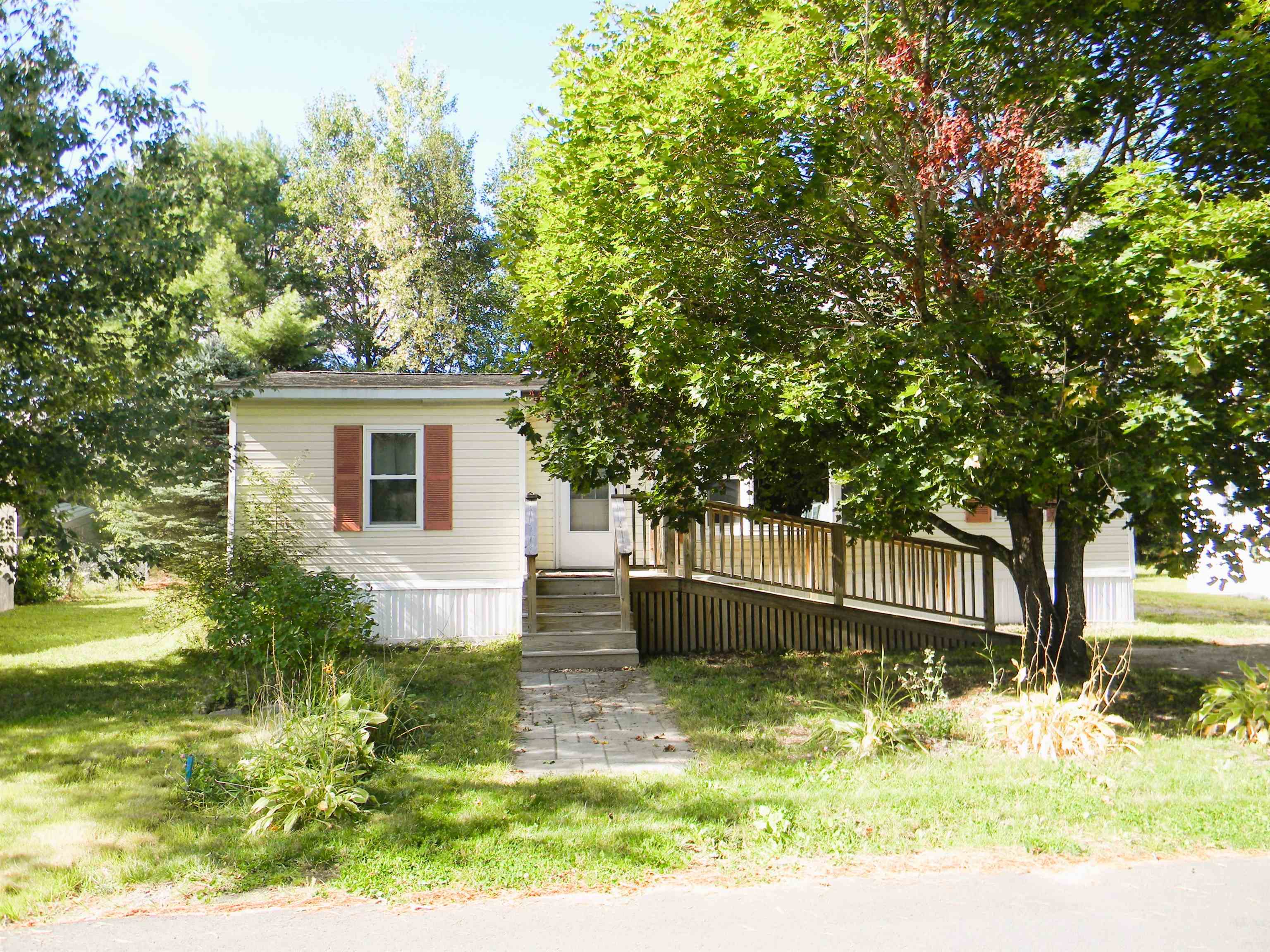 8 Marietta Lane Property Photo 2