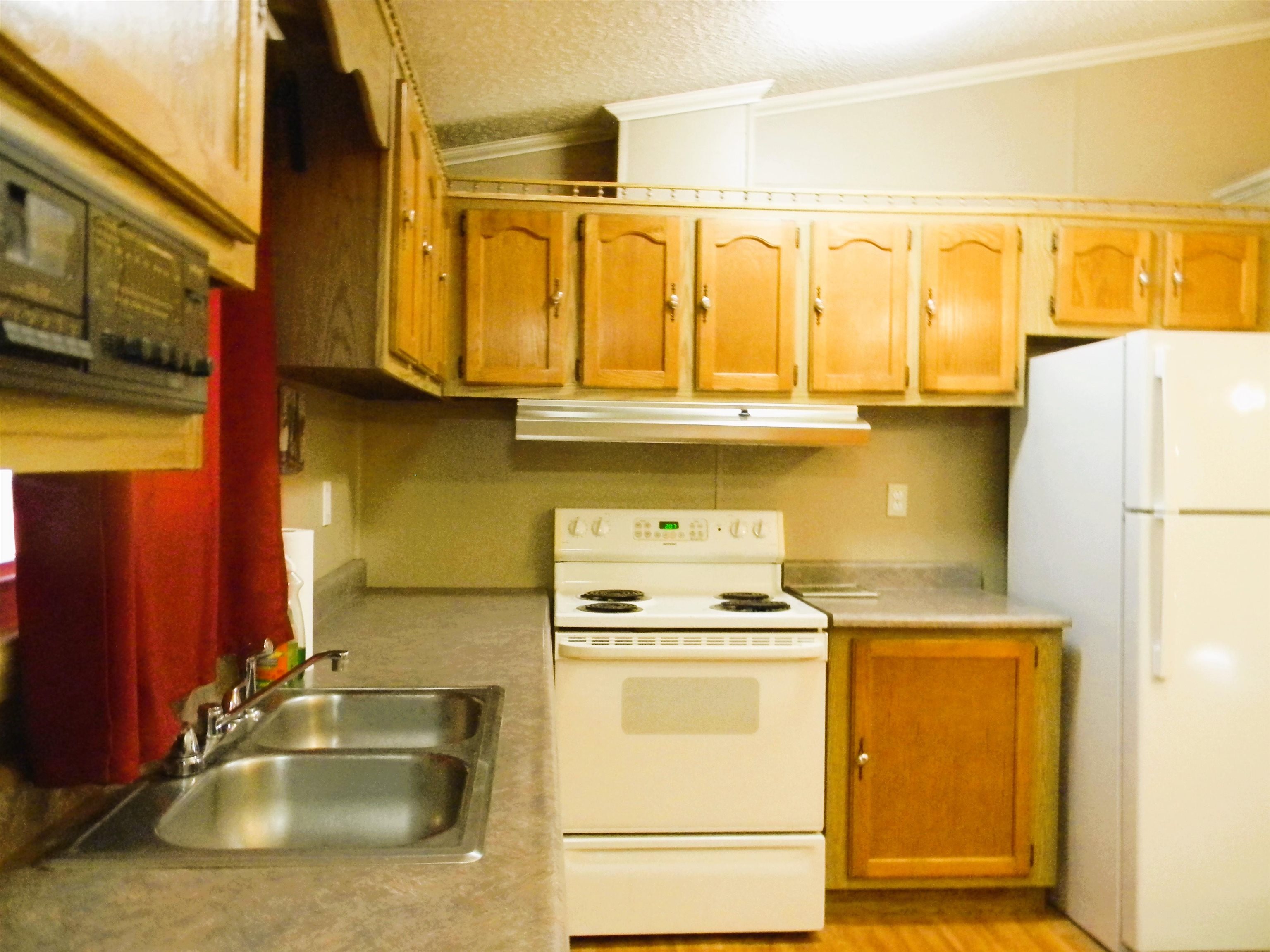 8 Marietta Lane Property Photo 10