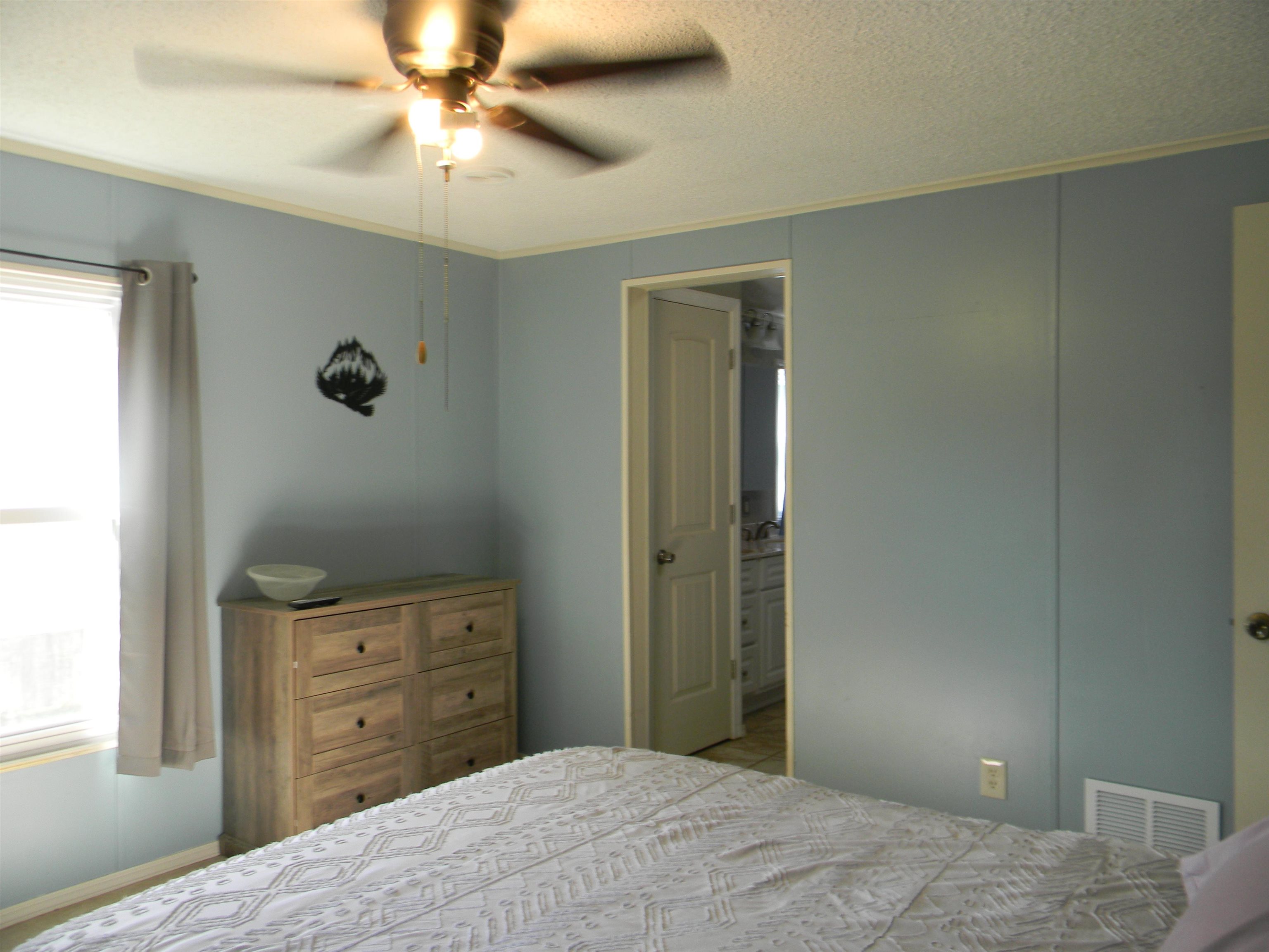 8 Marietta Lane Property Photo 16