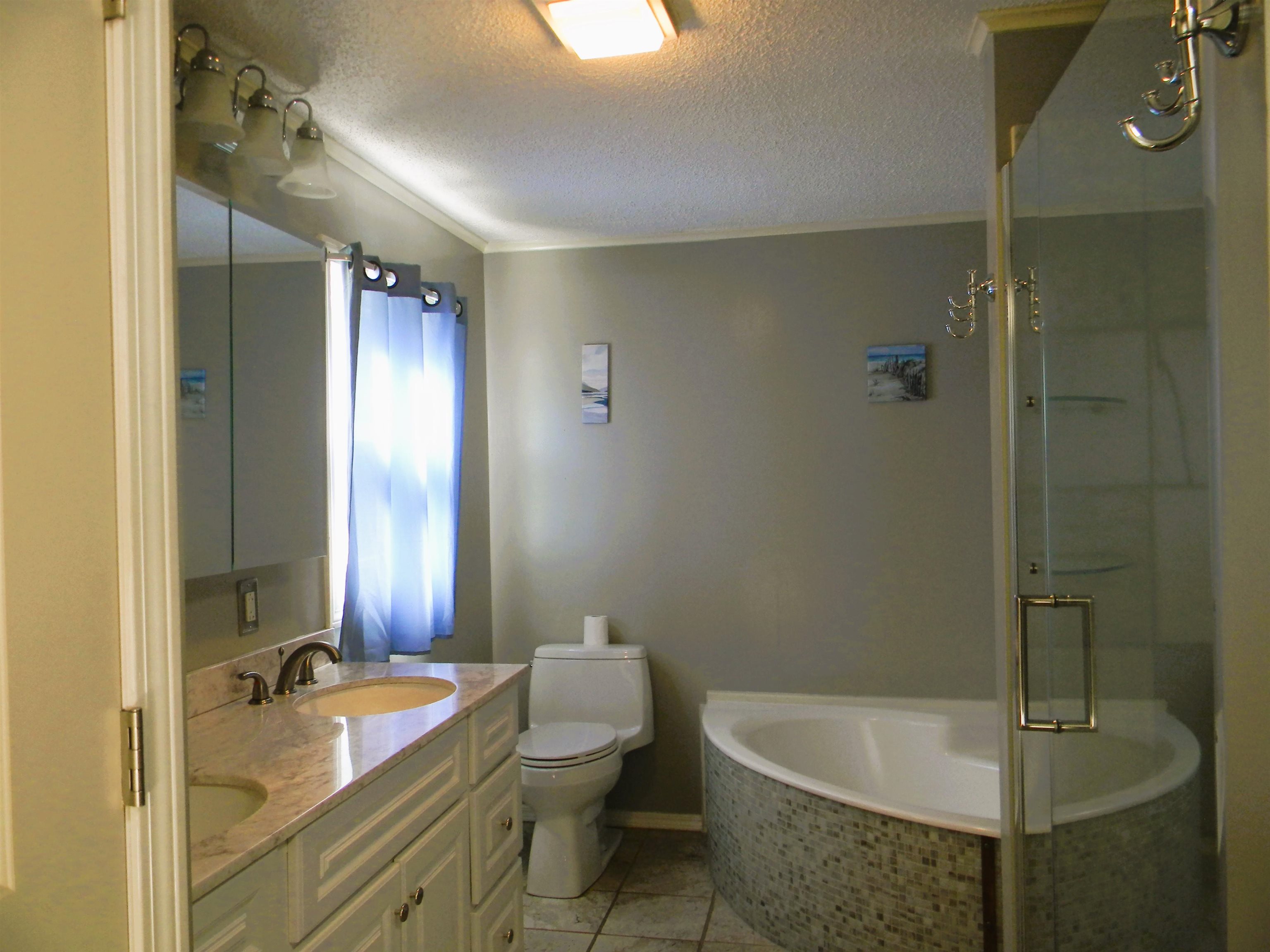 8 Marietta Lane Property Photo 18