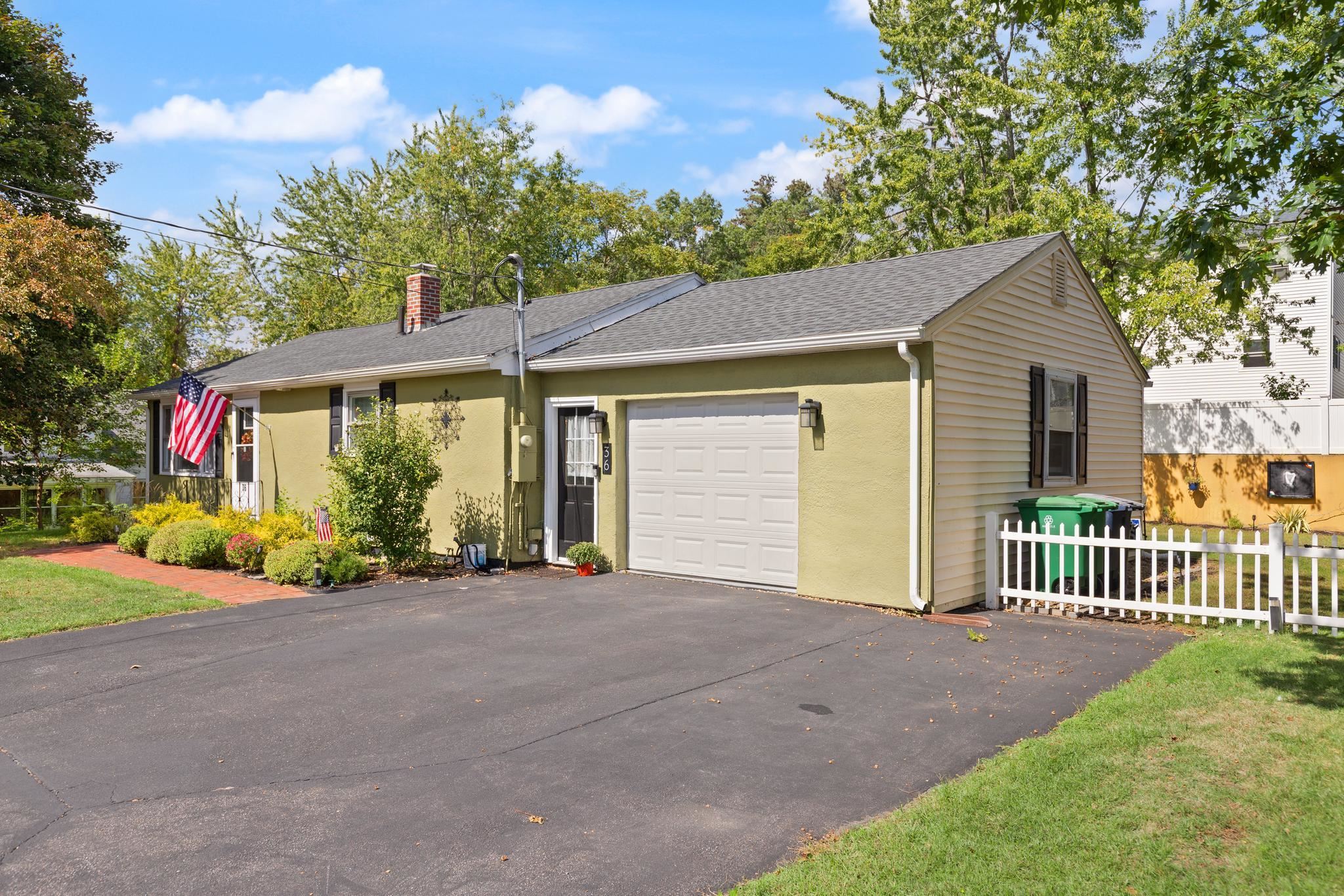 36 E Glenwood Street Property Photo 4