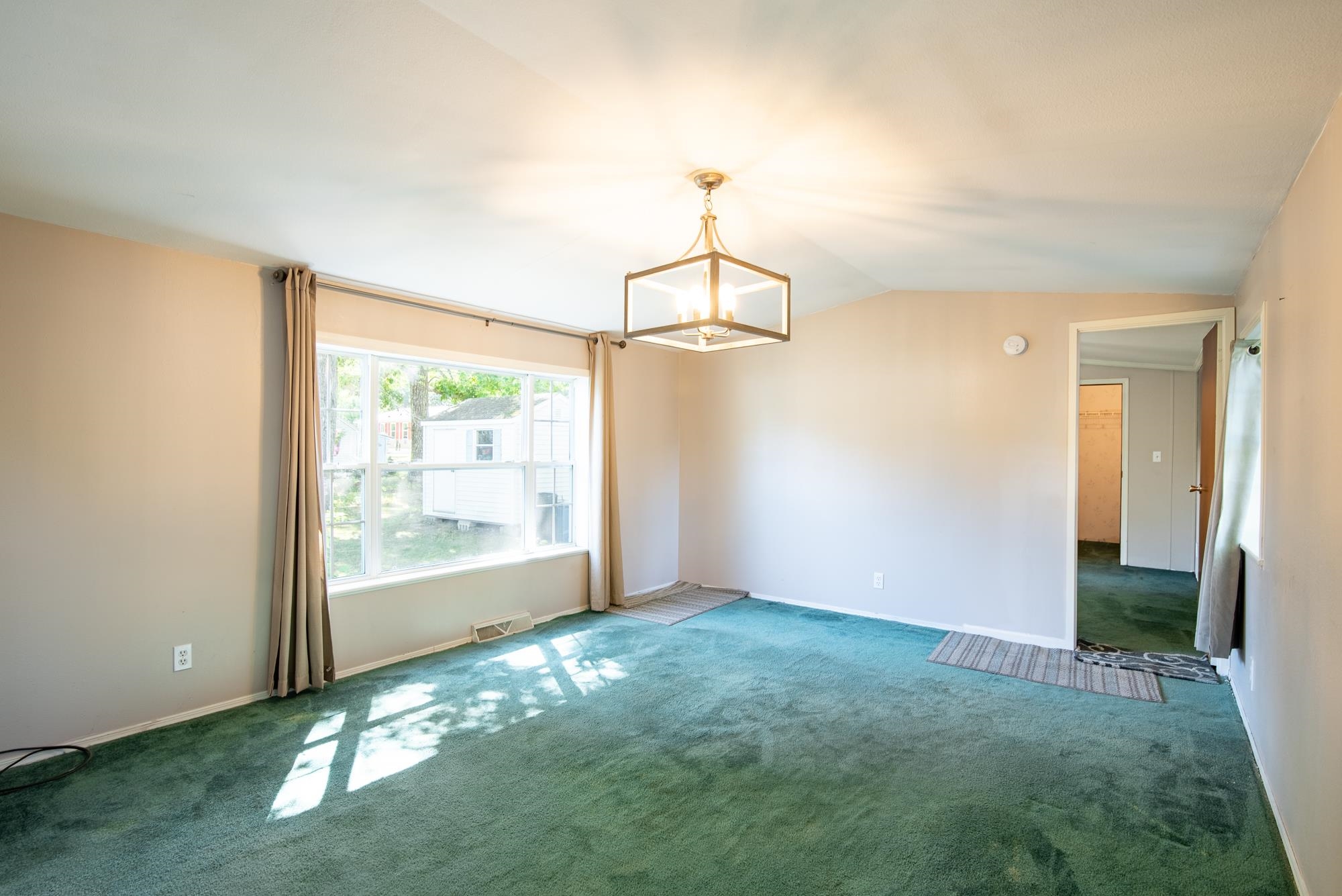 6 Easter Lane Property Photo 16