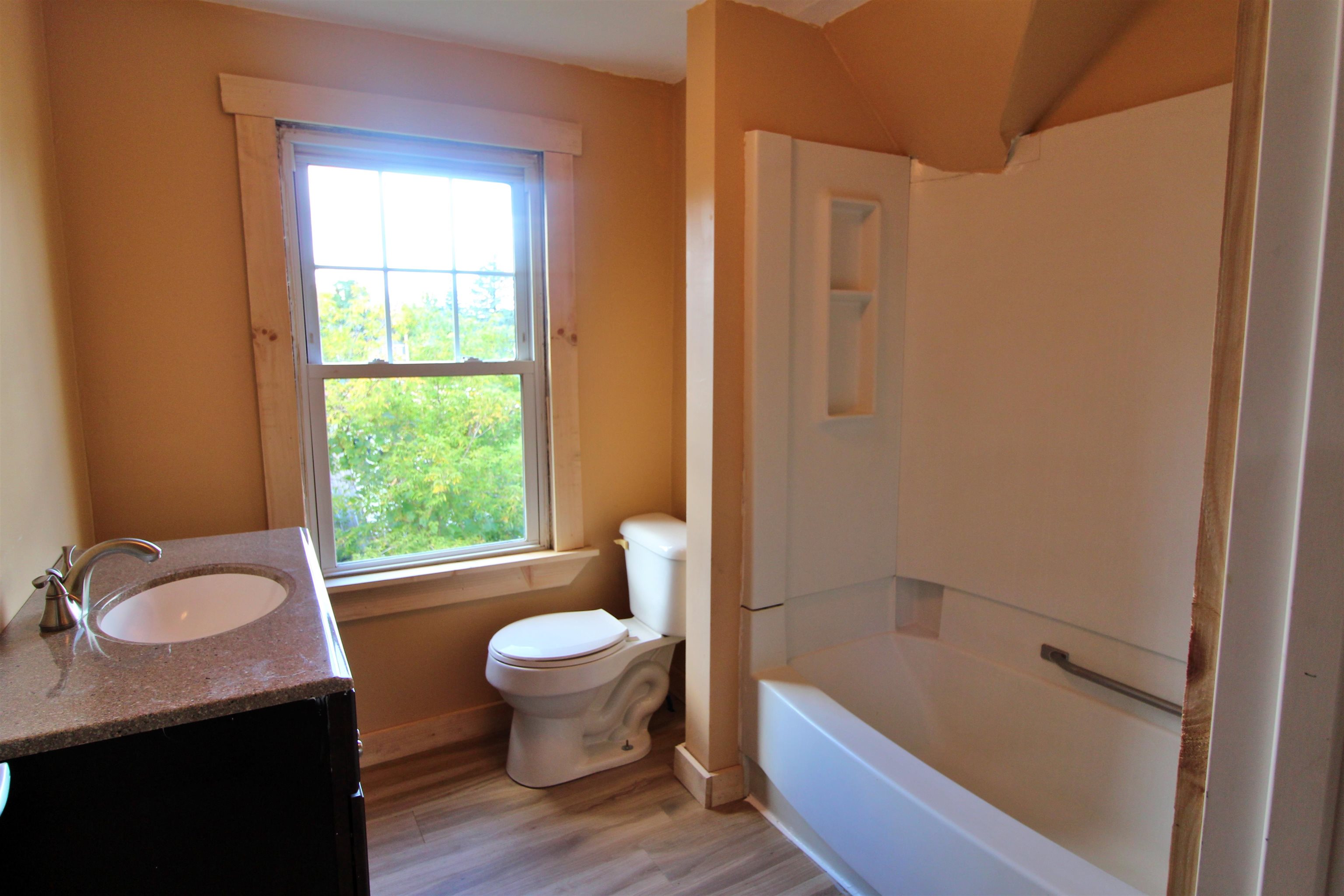 100 Vantine Avenue Property Photo 11