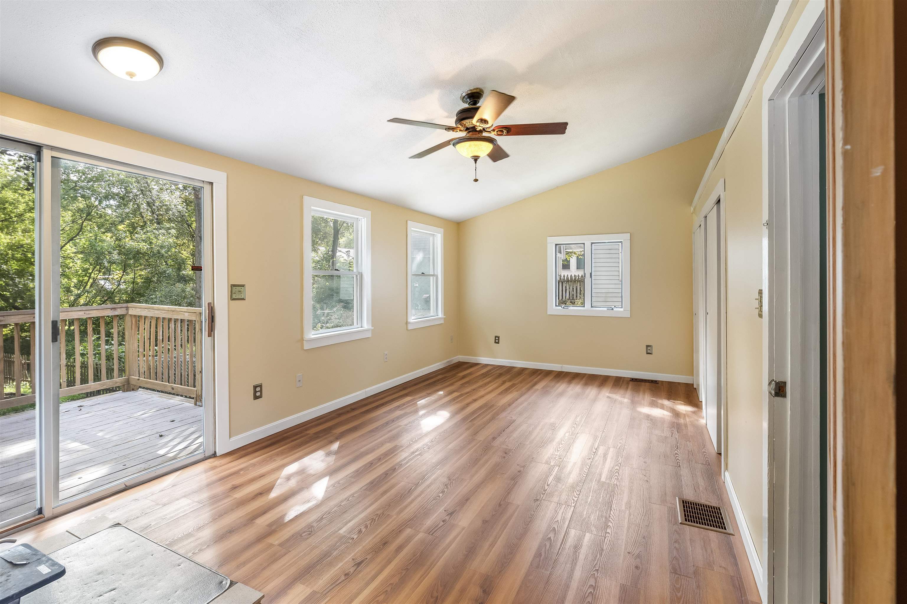 9 Noyes Street Property Photo 11