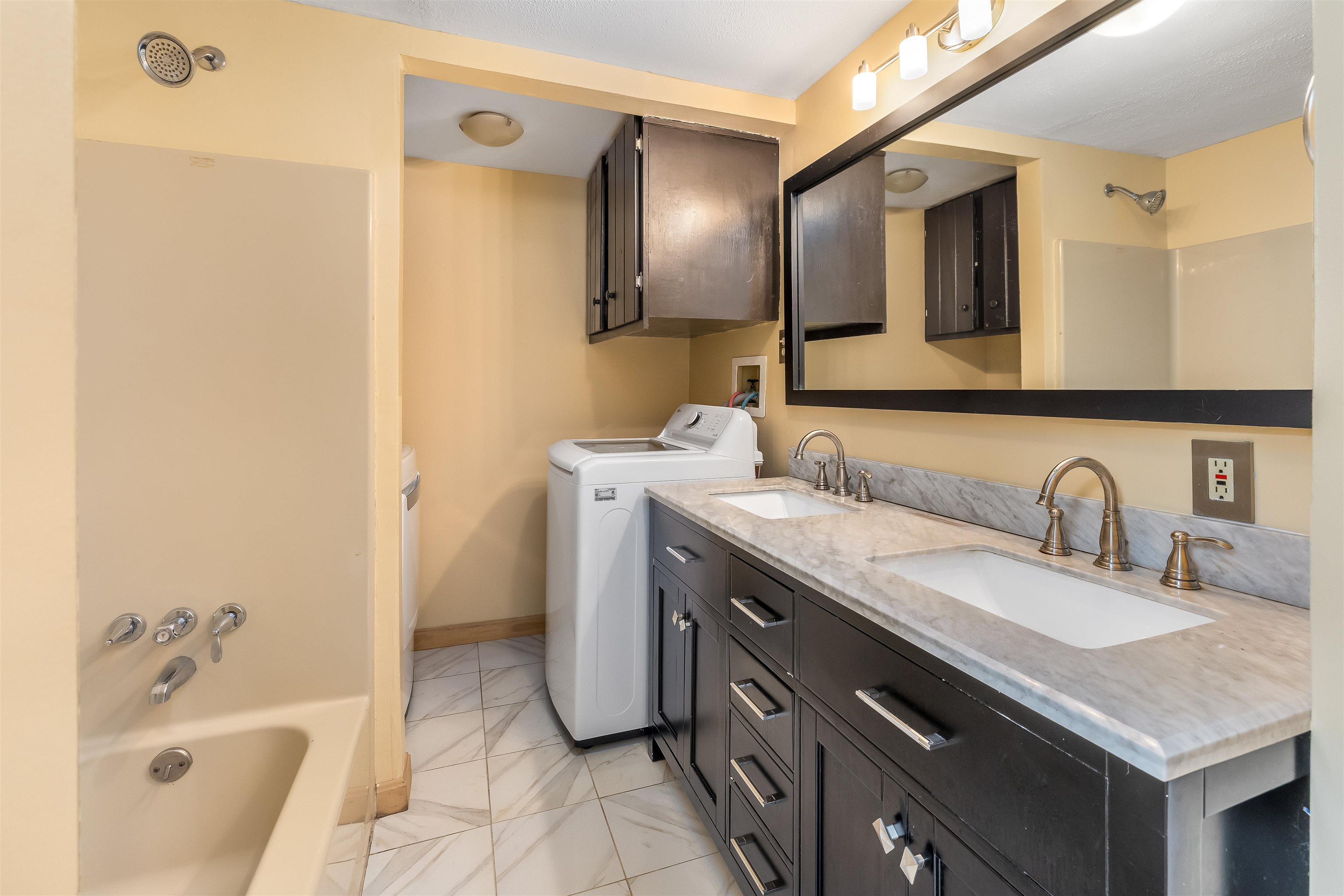 9 Noyes Street Property Photo 12