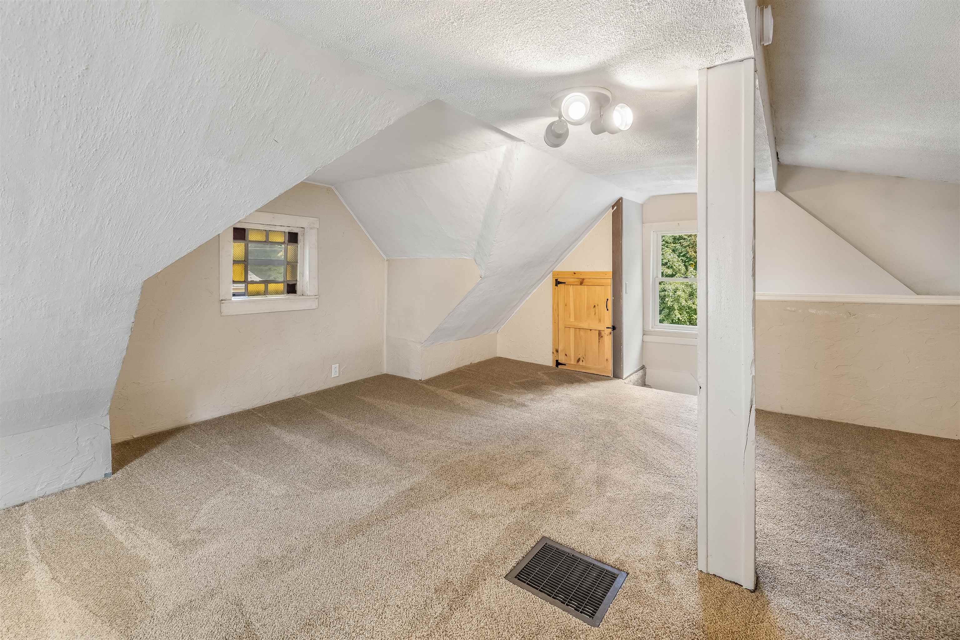 9 Noyes Street Property Photo 17