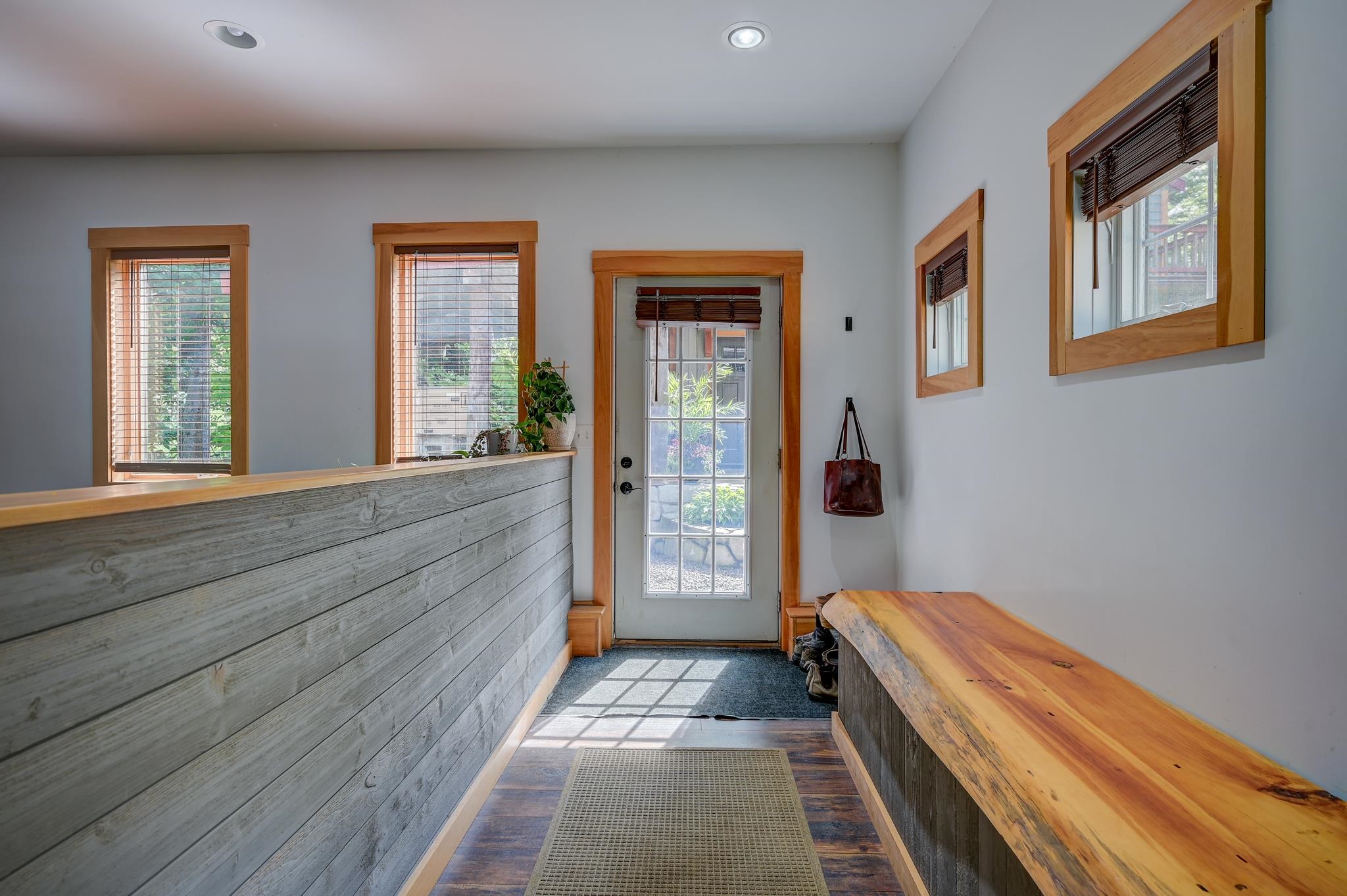252 Ash Street Property Photo 4
