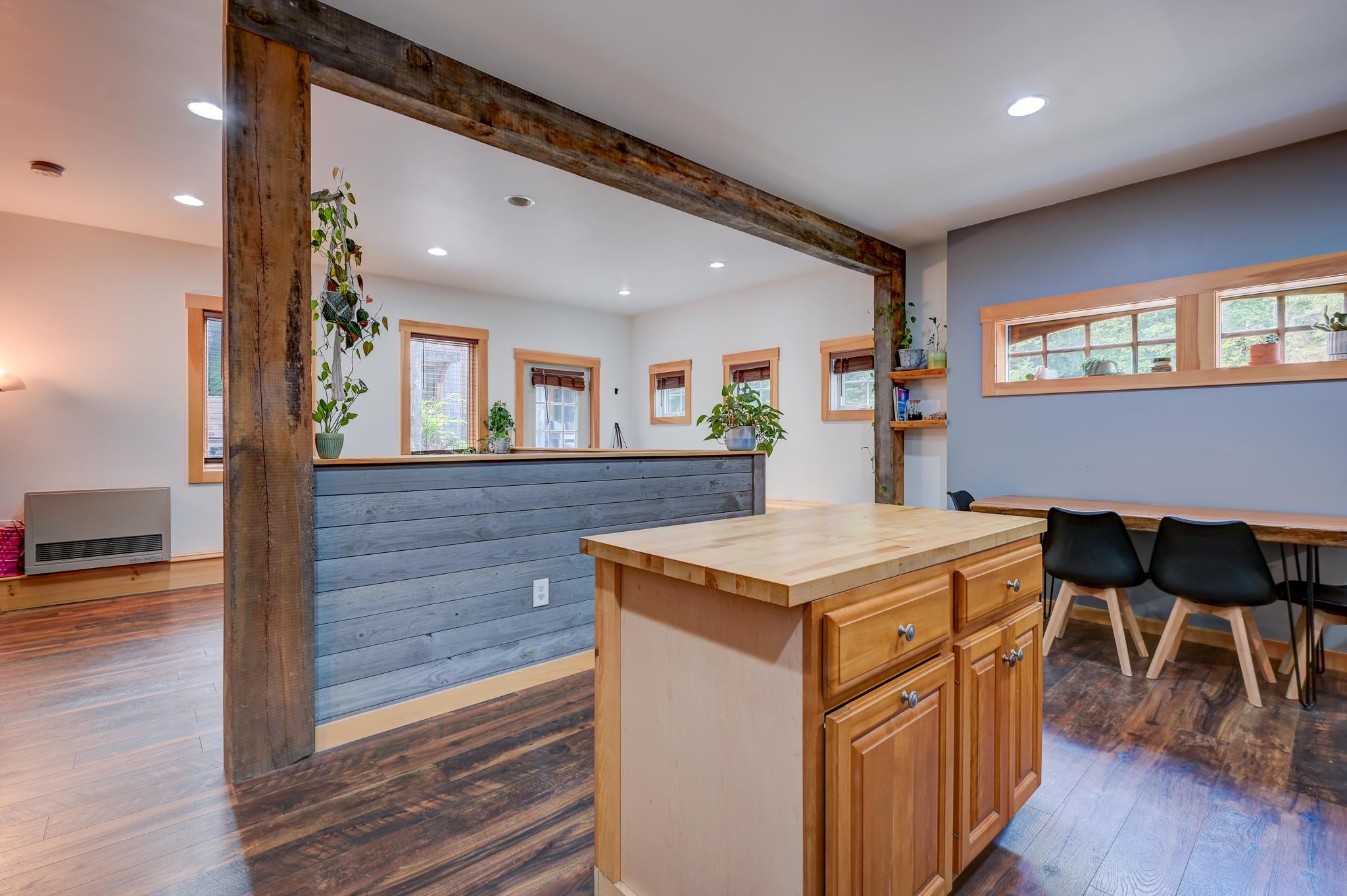 252 Ash Street Property Photo 10