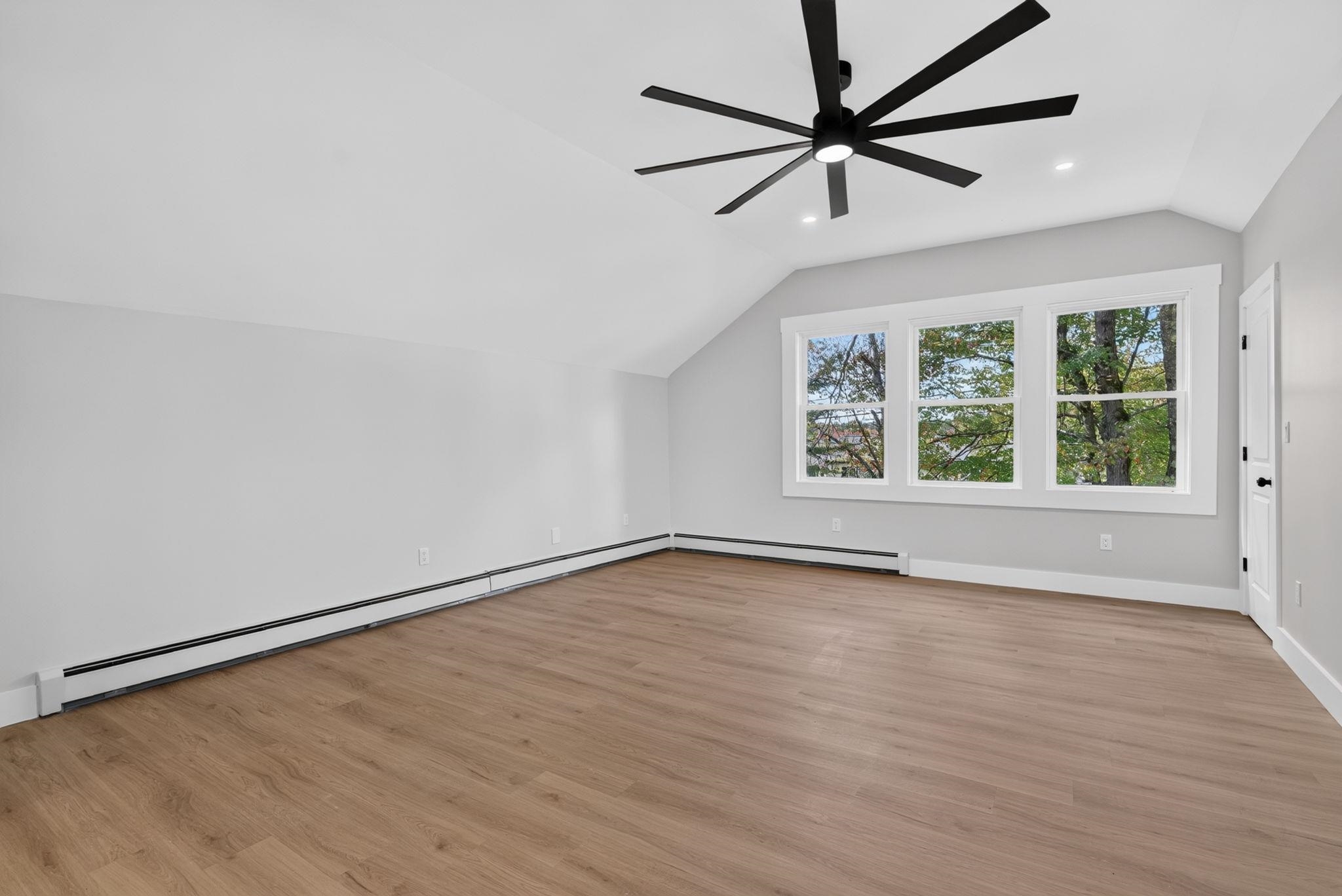80 East Road Property Photo 12