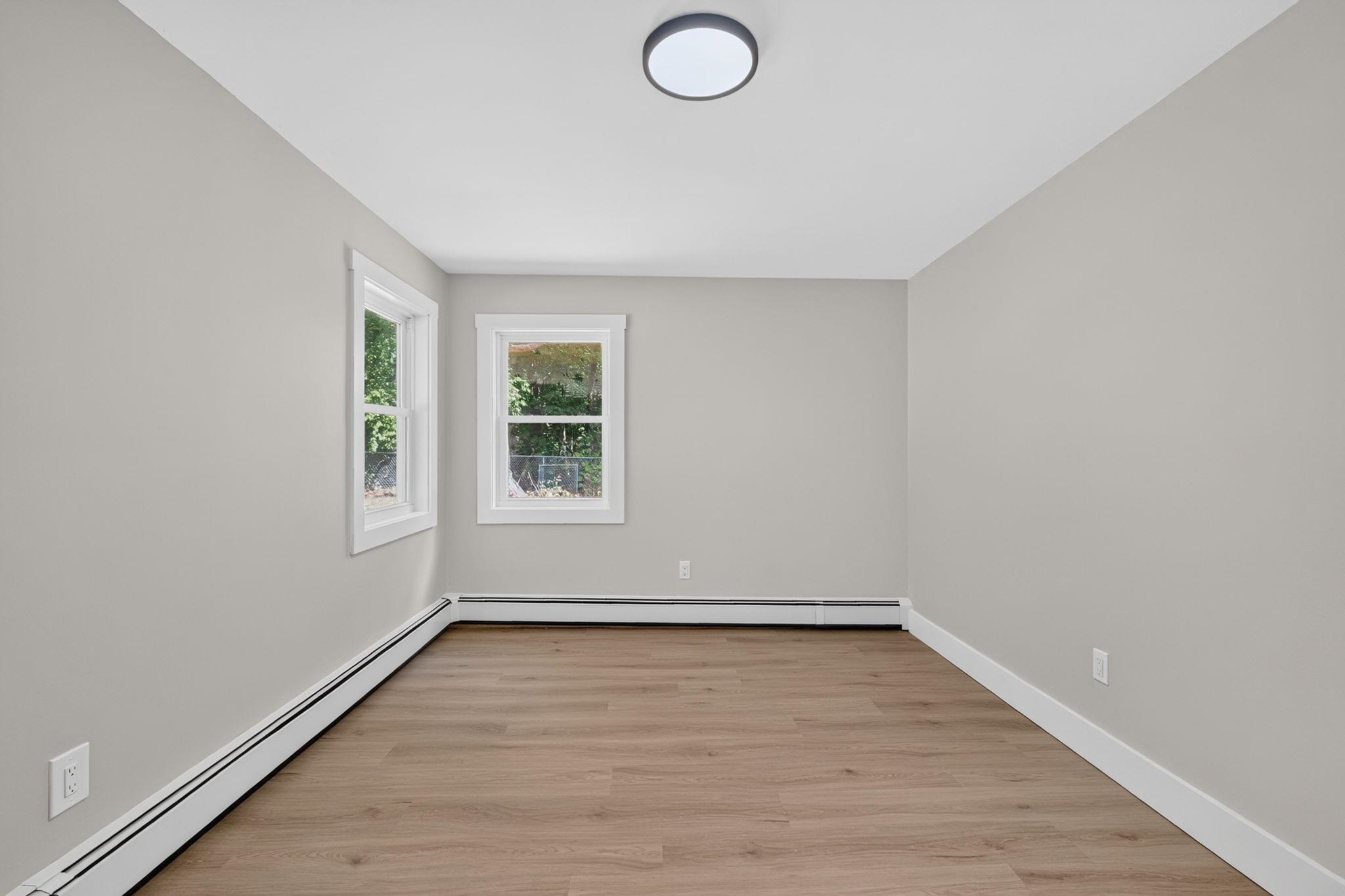 80 East Road Property Photo 27
