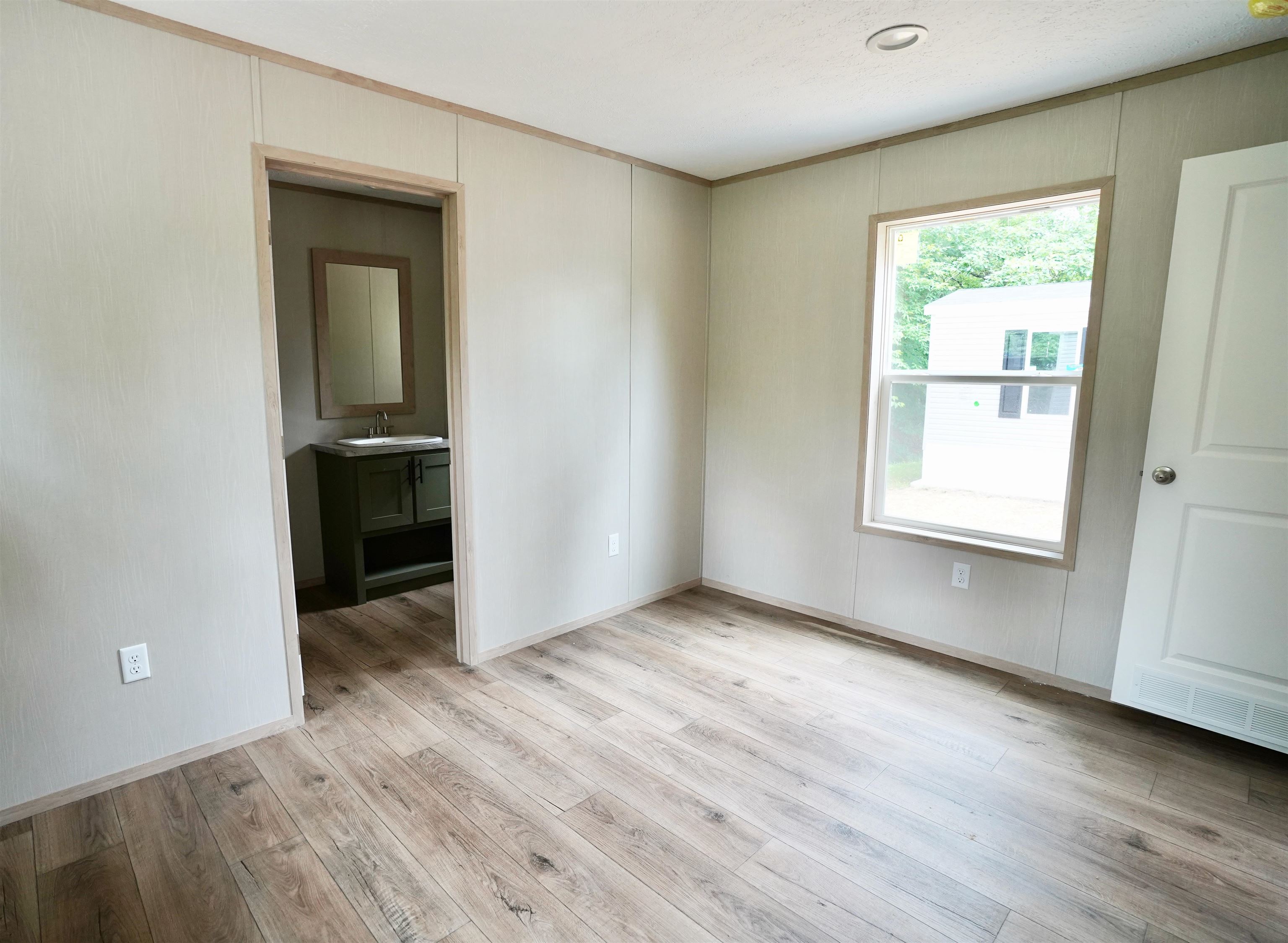 24 Martin Road Property Photo 23