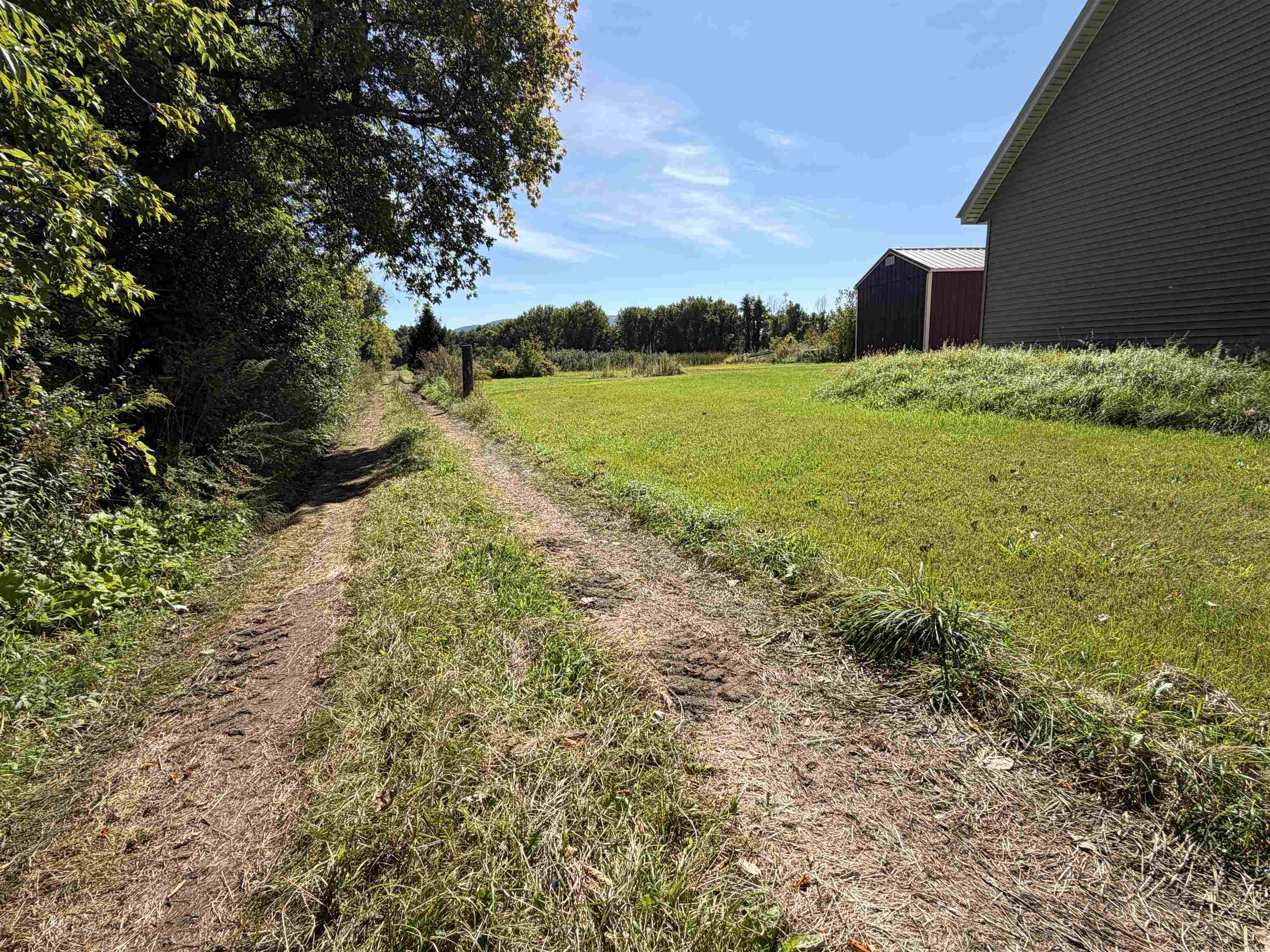 834 Creek Road Property Photo 13