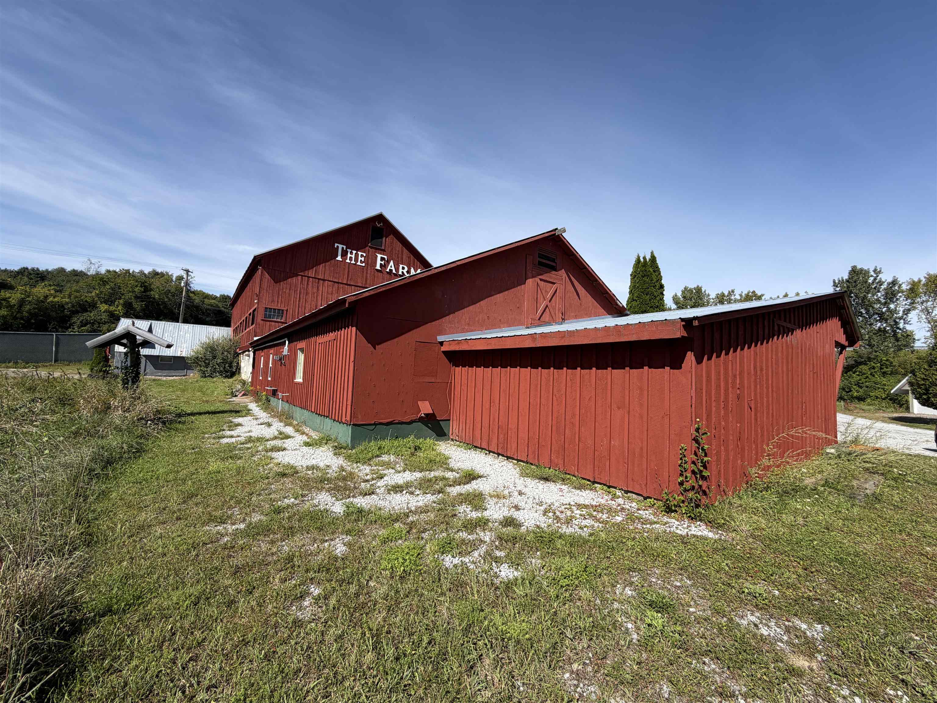834 Creek Road Property Photo 14